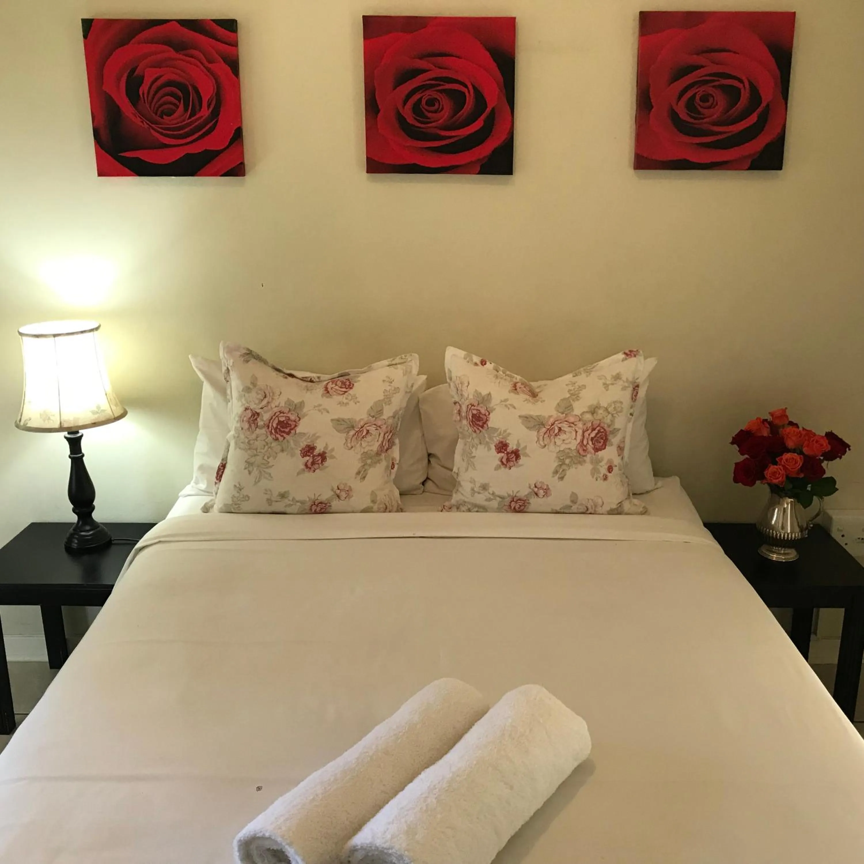 Photo of the whole room, Bed in Bishops GuestHouse