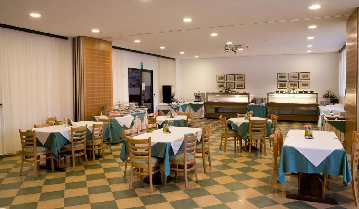 Restaurant/places to eat in Kambos Village