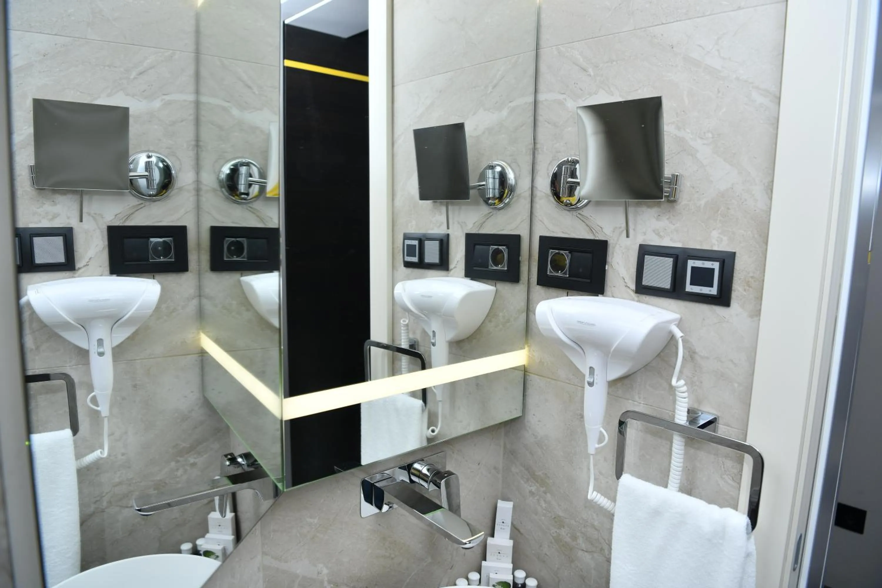 Bathroom in Hotel Ženeva Lux