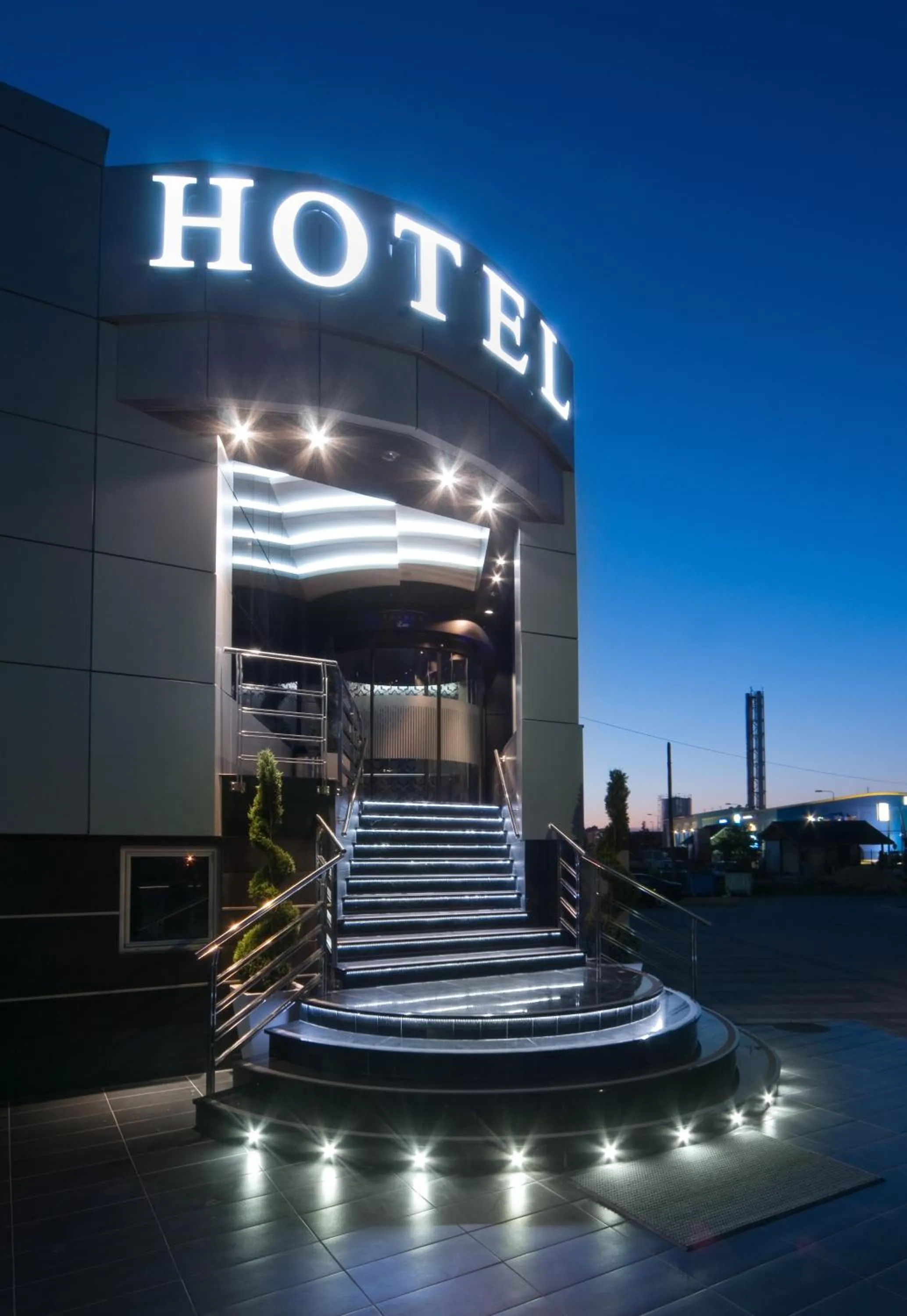 Facade/entrance in Hotel Ženeva Lux