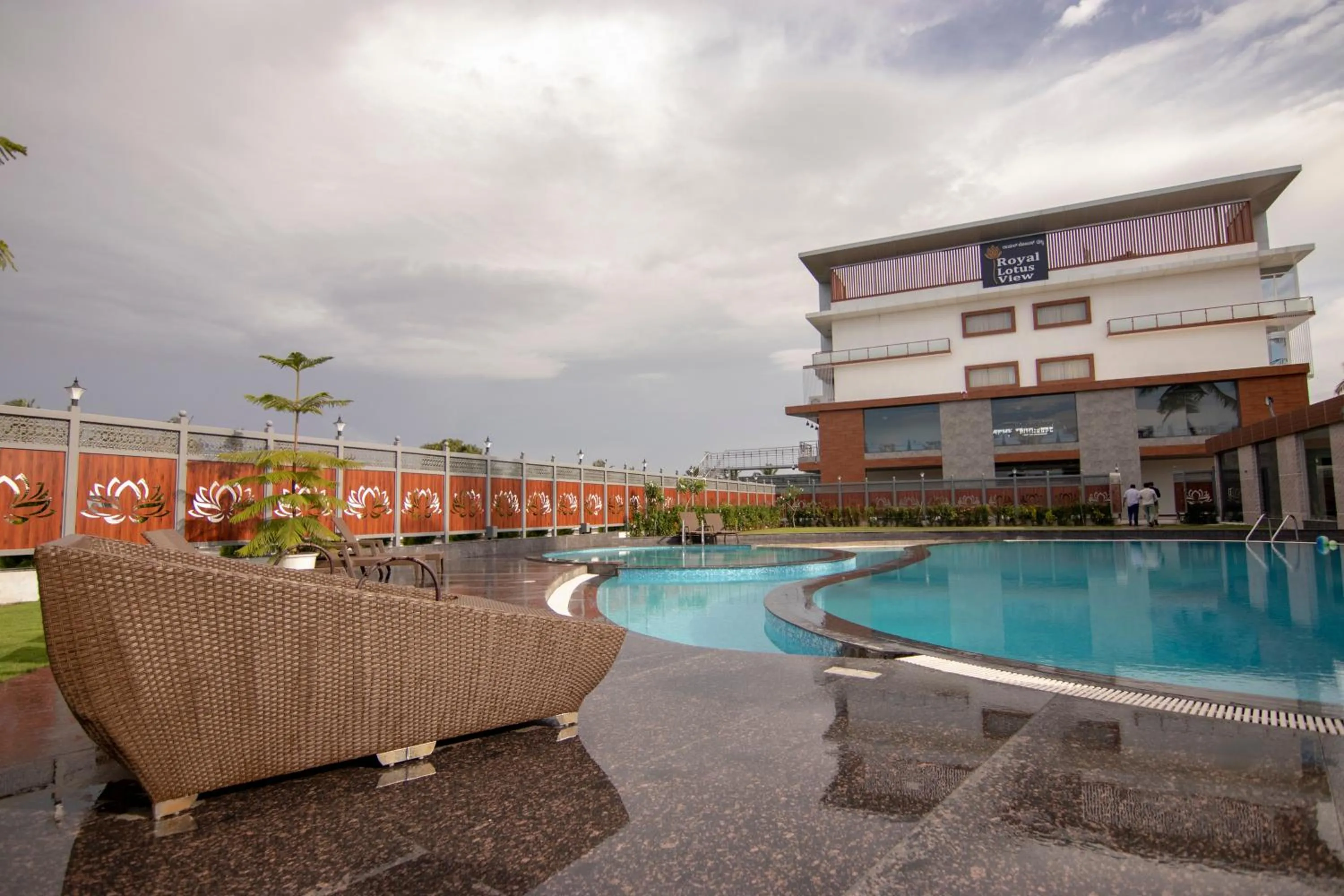 Property building in Royal Lotus View Resotel