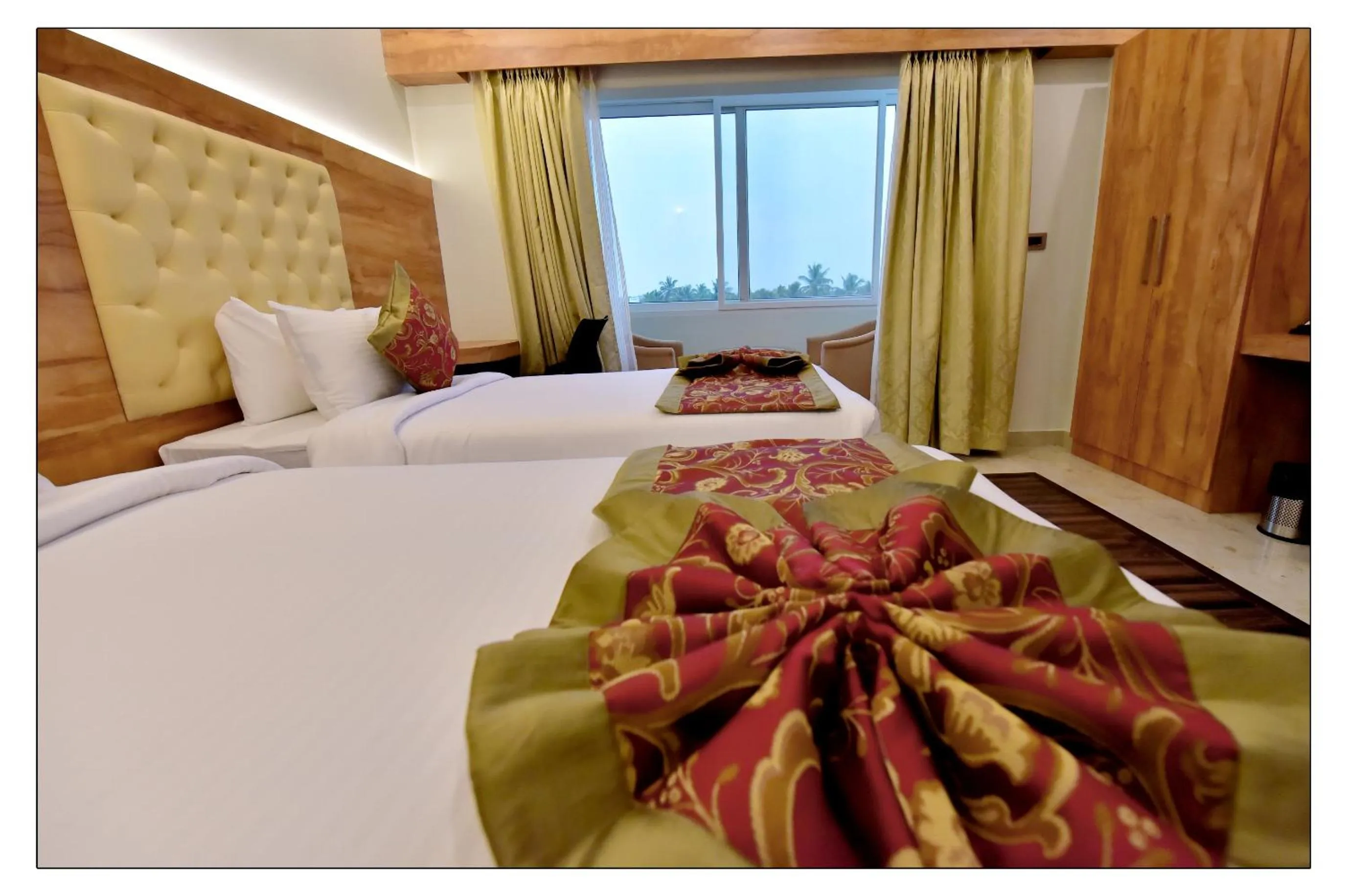 Bed in Royal Lotus View Resotel