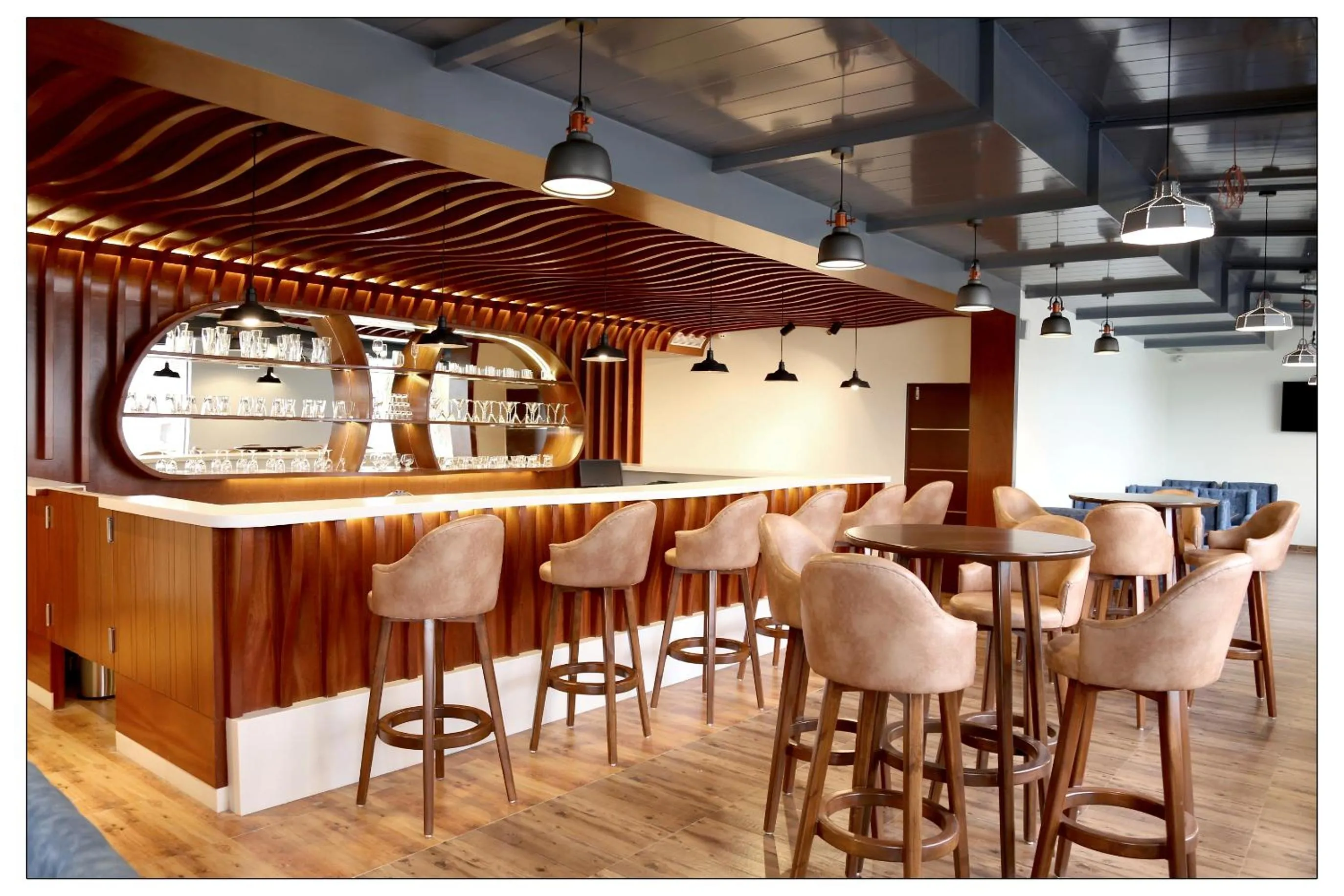 Lounge or bar in Royal Lotus View Resotel