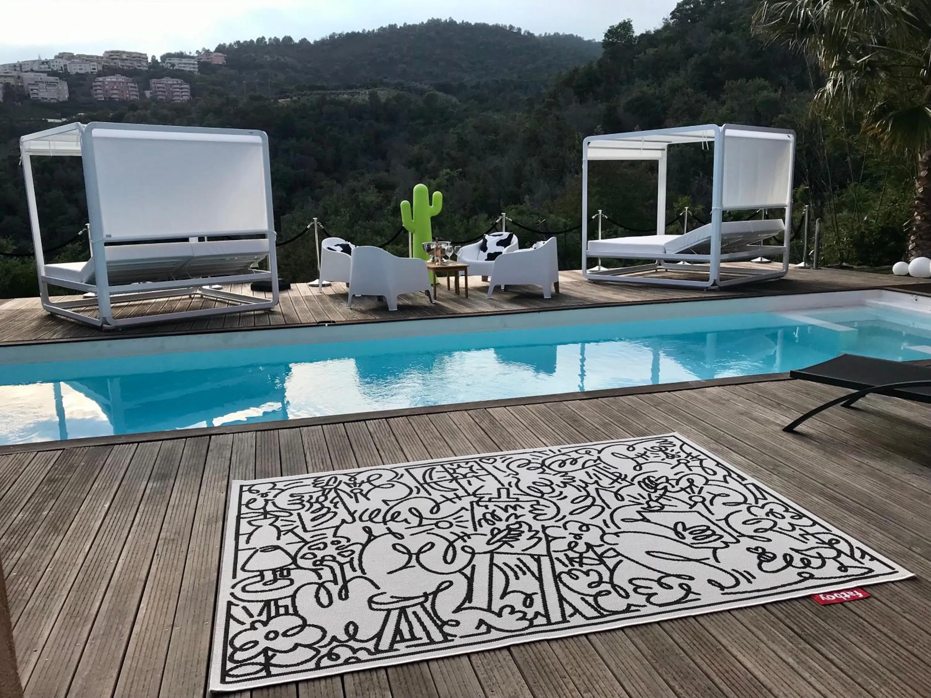 Mountain view in VILLA COLINA Cannes Mandelieu