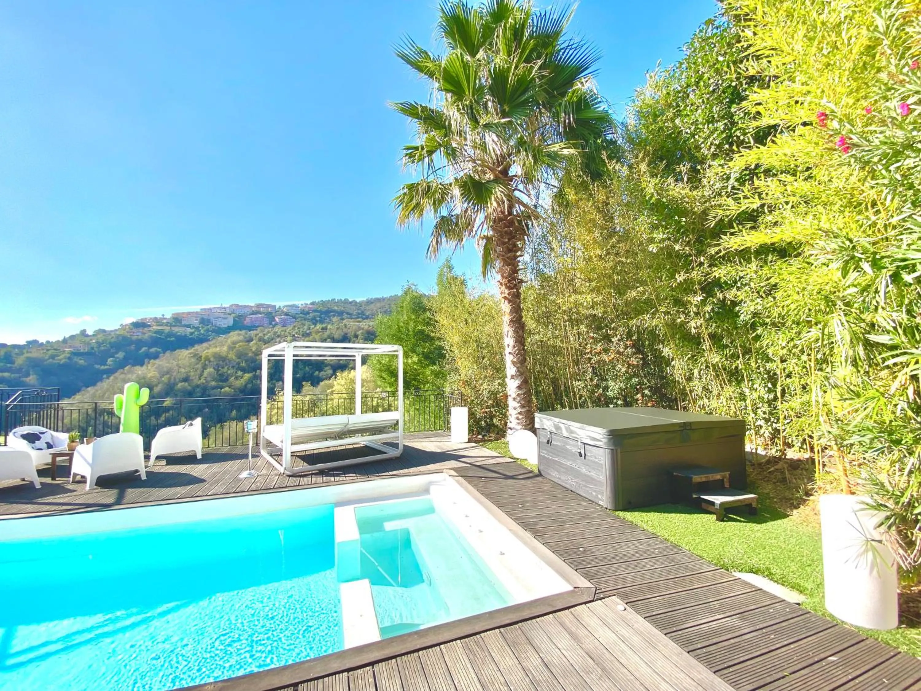 VILLA COLINA Cannes Mandelieu
