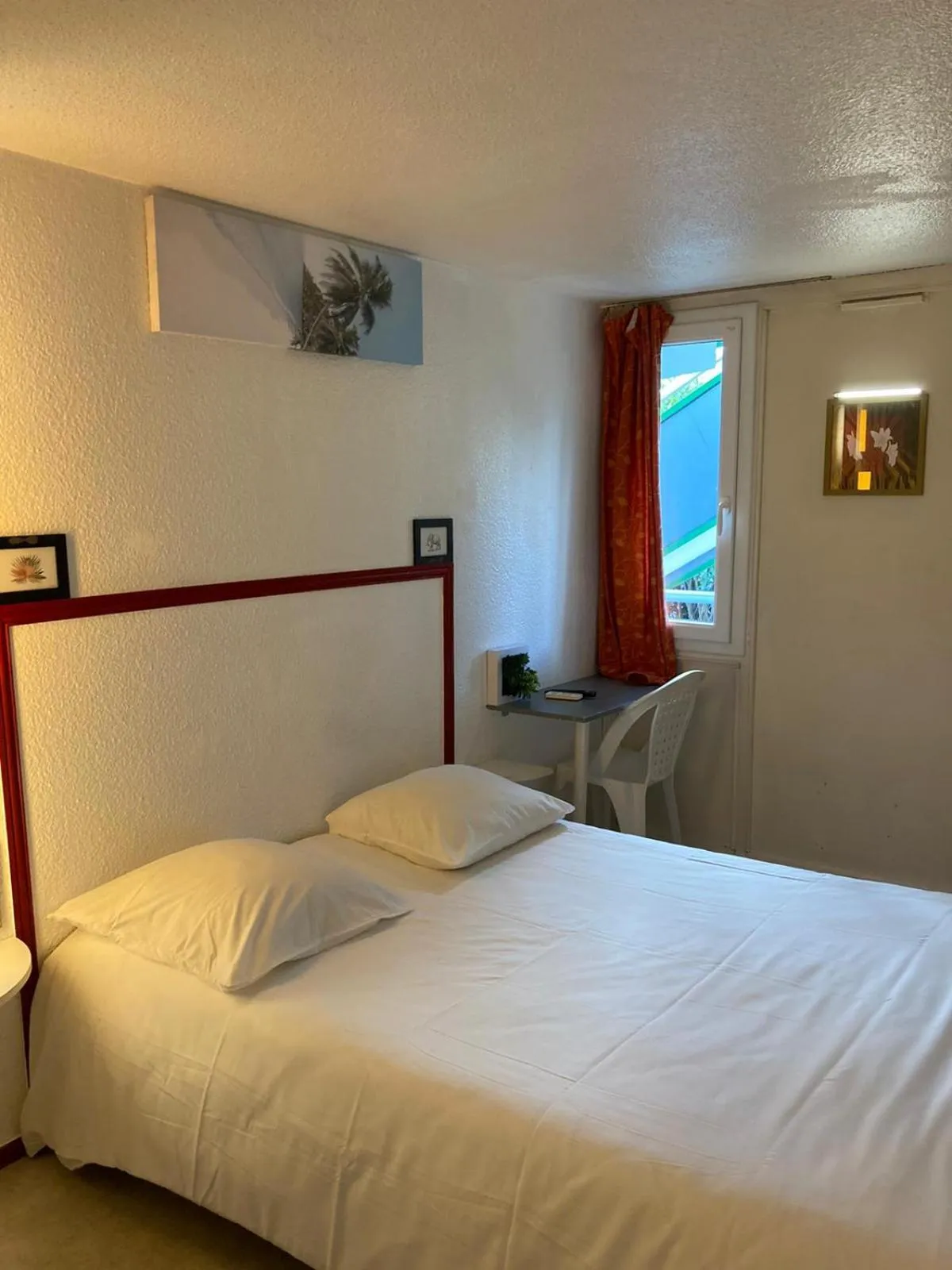 Bed in Nouvelle Classe Hotel