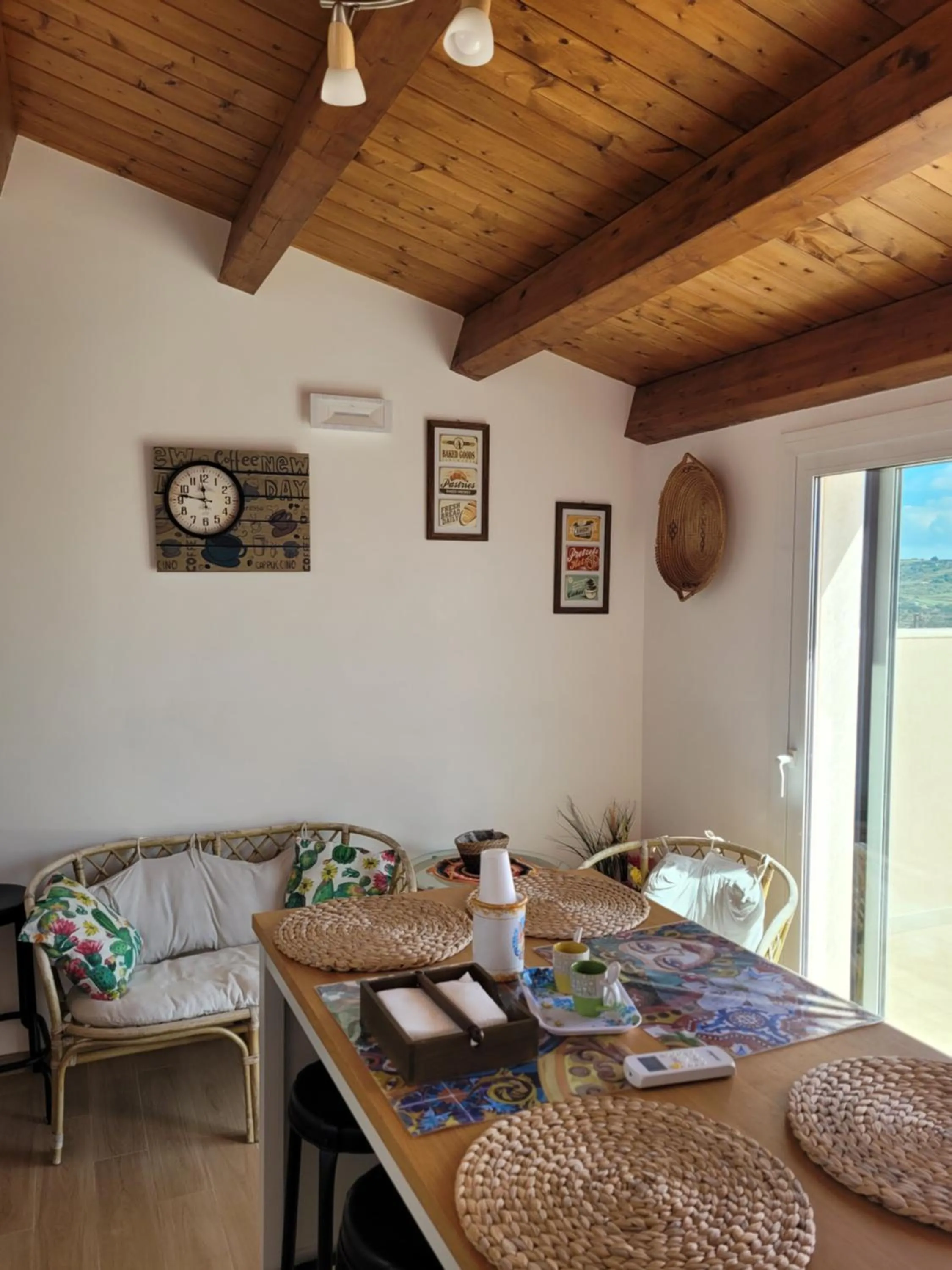 Food and drinks in Casa Alecci 1820