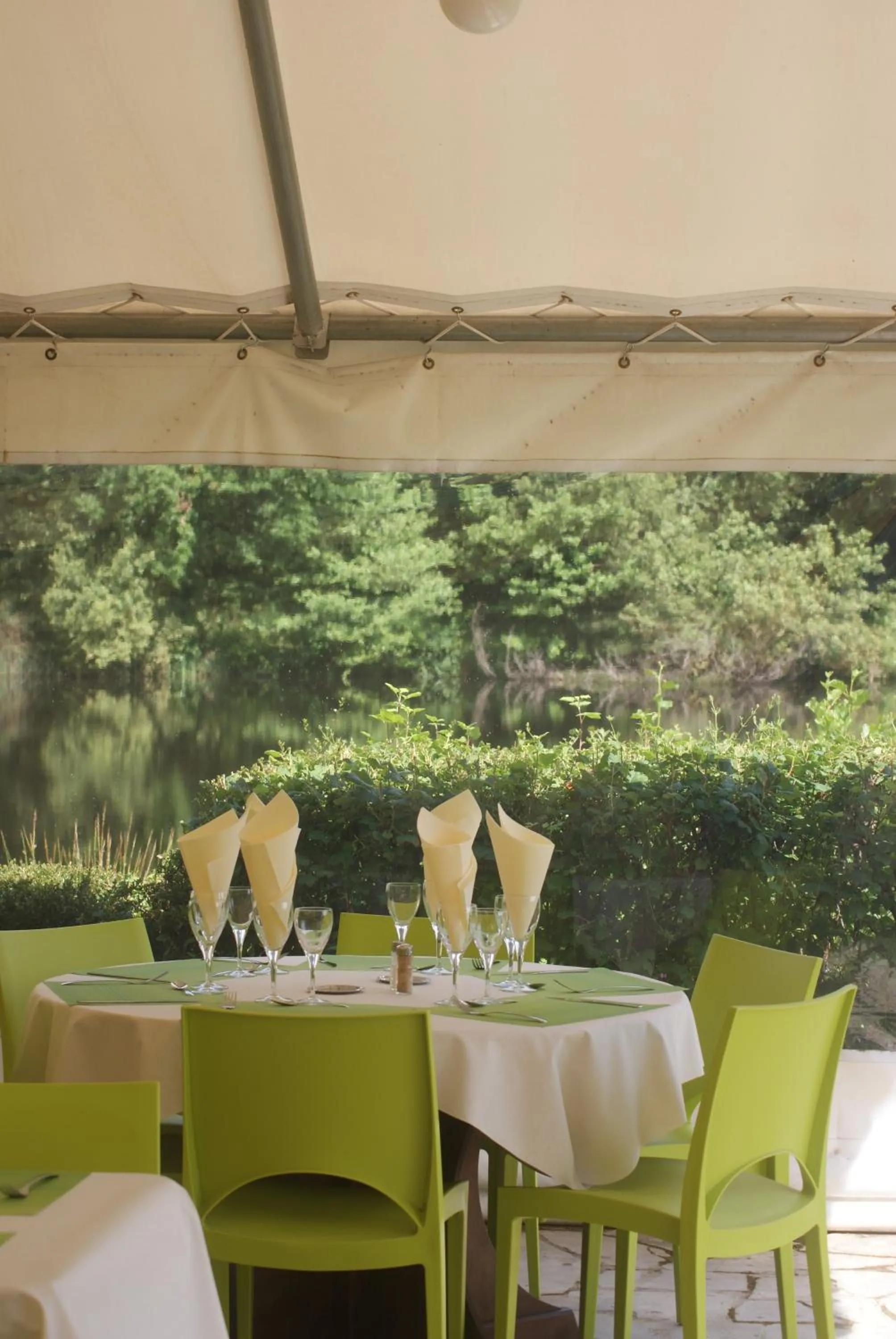 Restaurant/places to eat in MOULIN DE LACHAUD - HOTEL et GITES