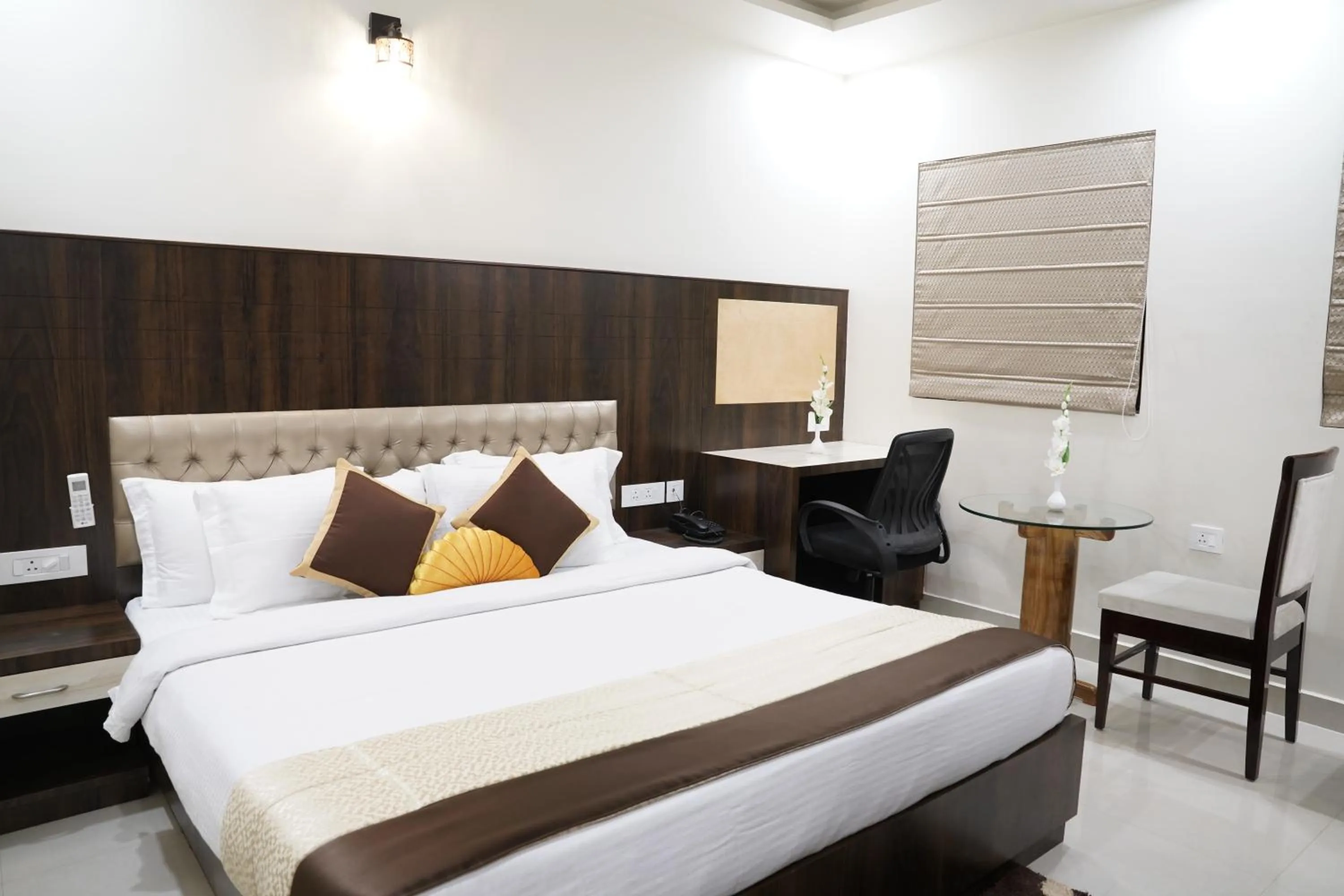 Bed in HOTEL ANNAPURNA