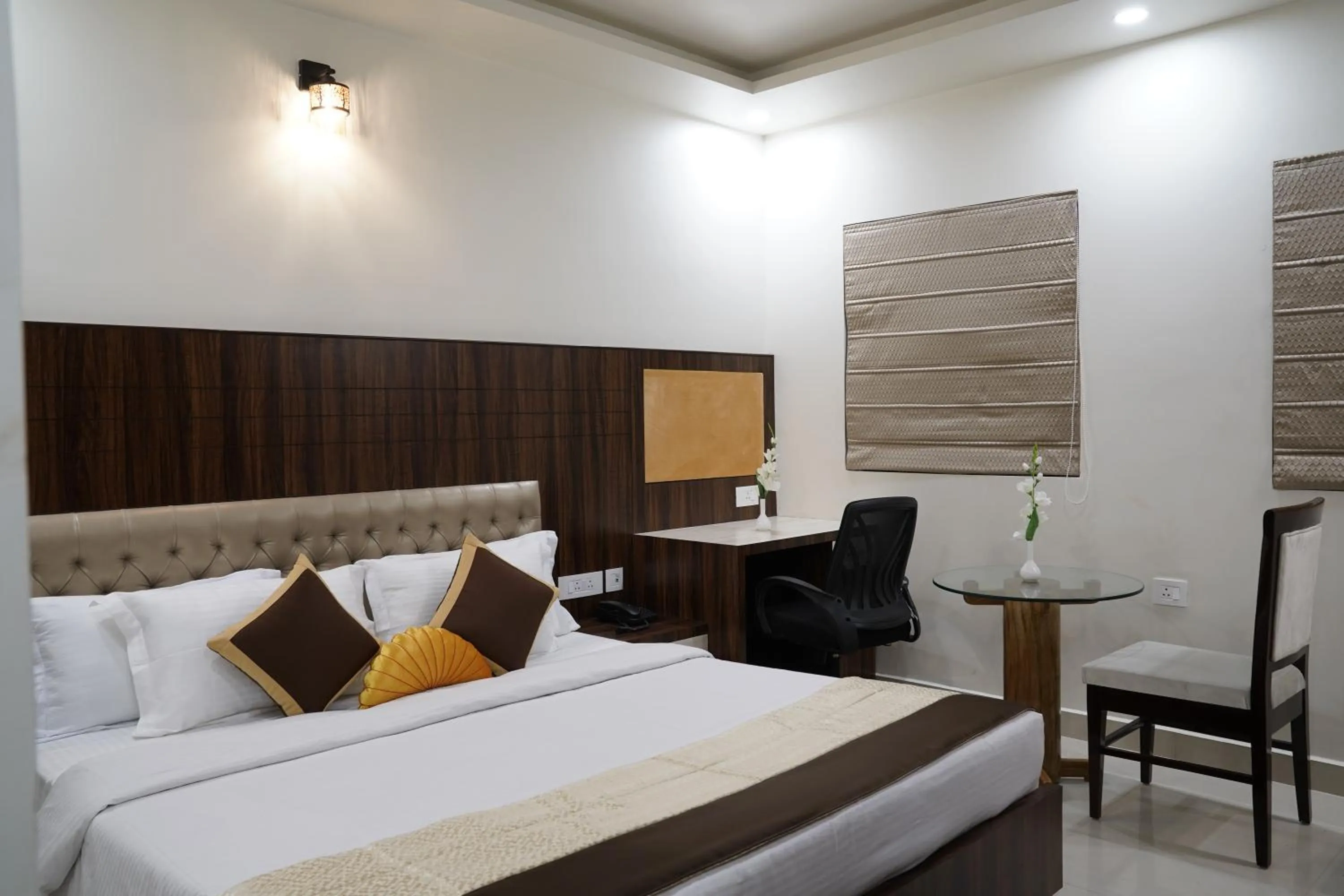 Bed in HOTEL ANNAPURNA