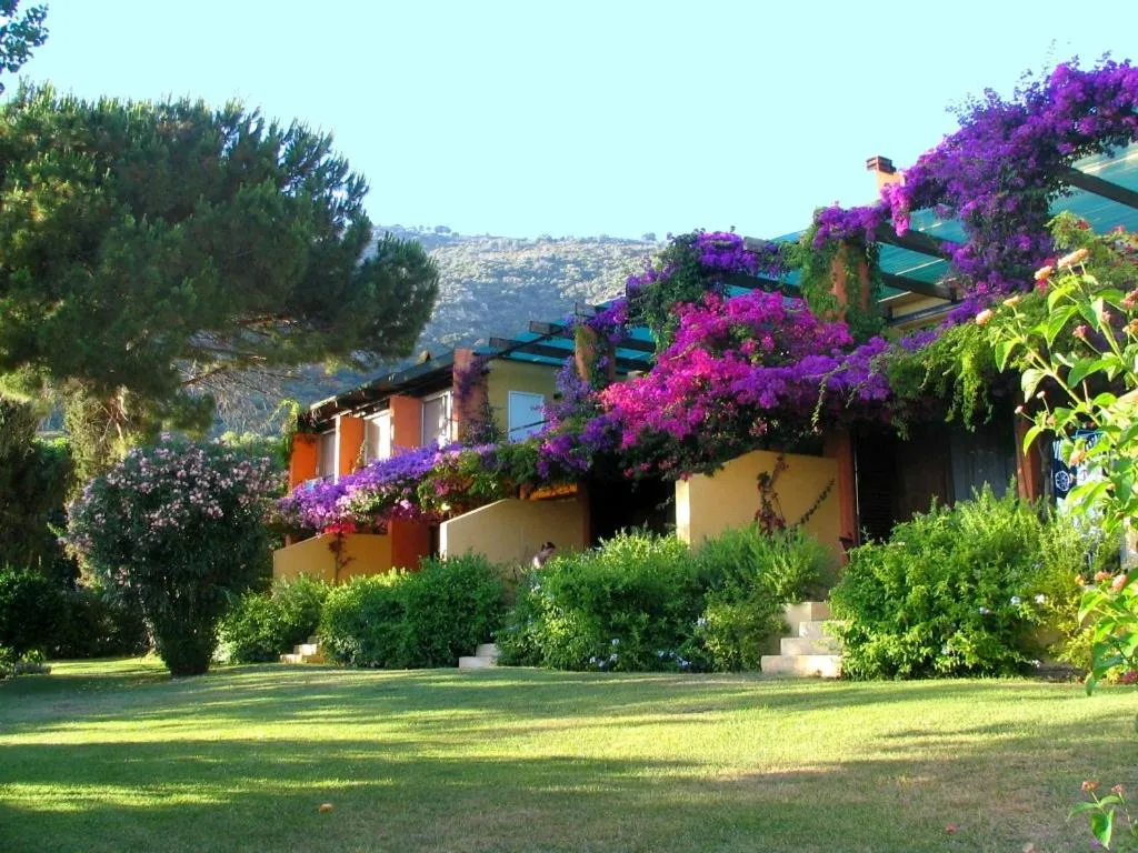 Property building in Residence Helios
