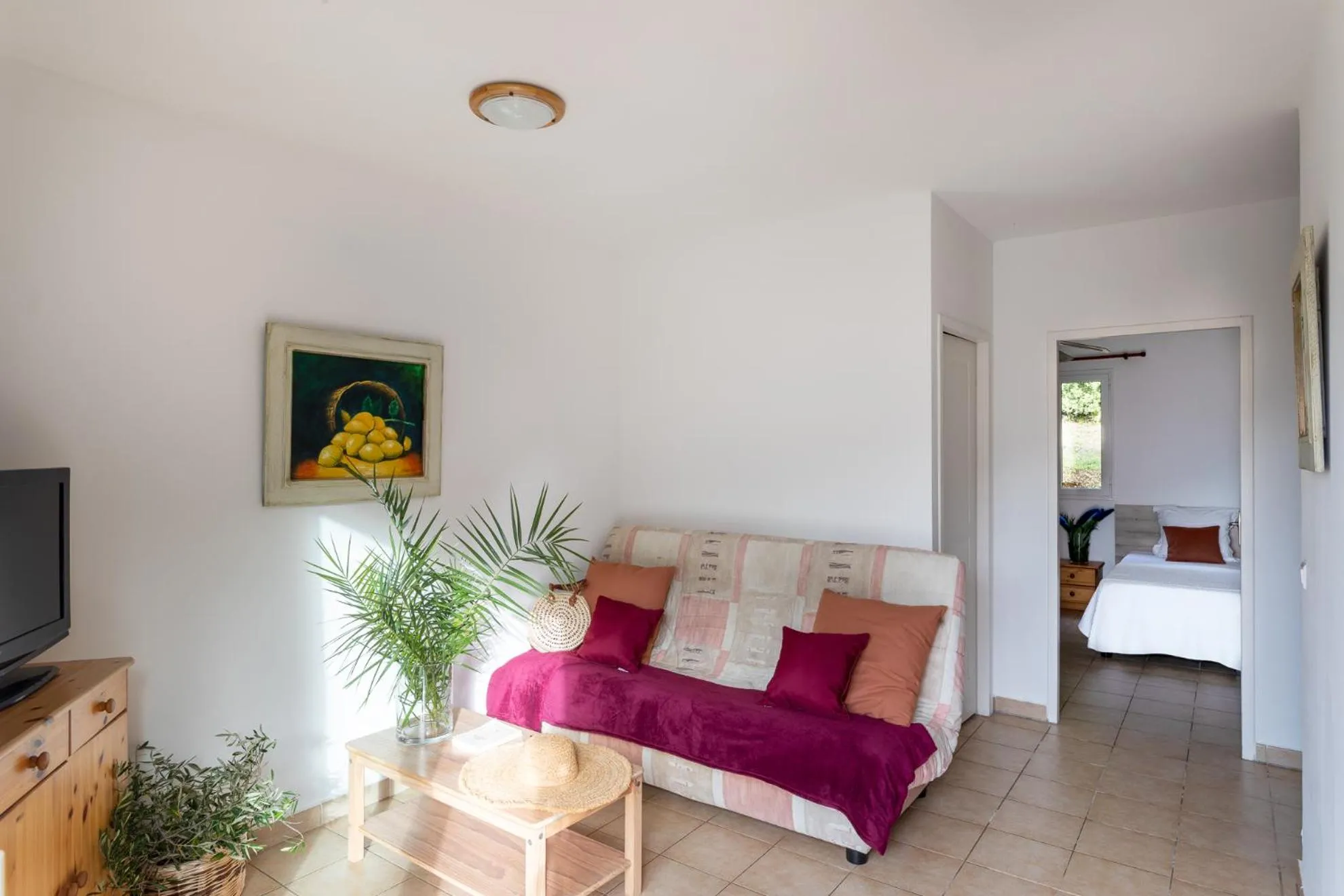 Living room, Bed in Residence Helios