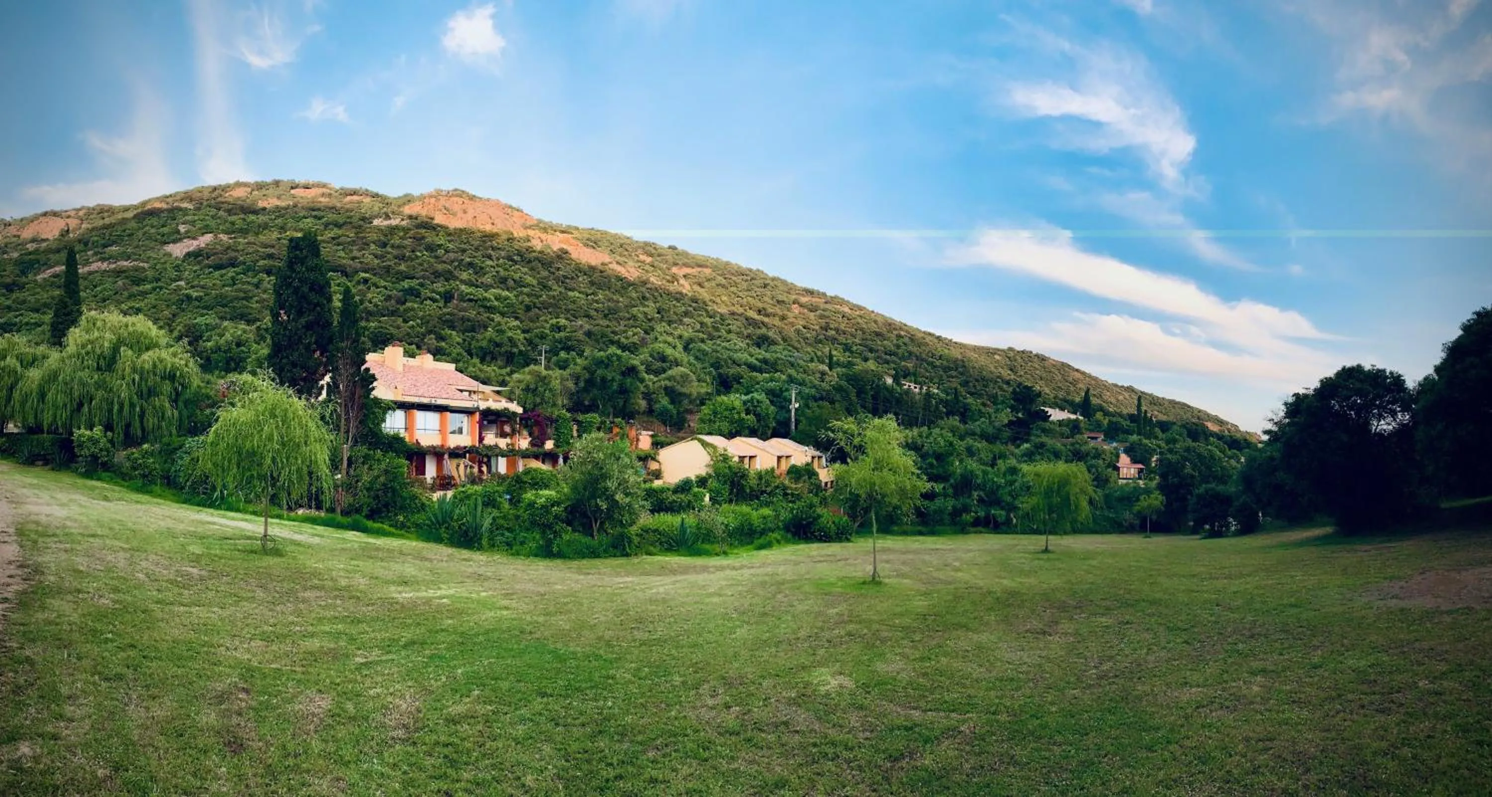 Property building in Residence Helios