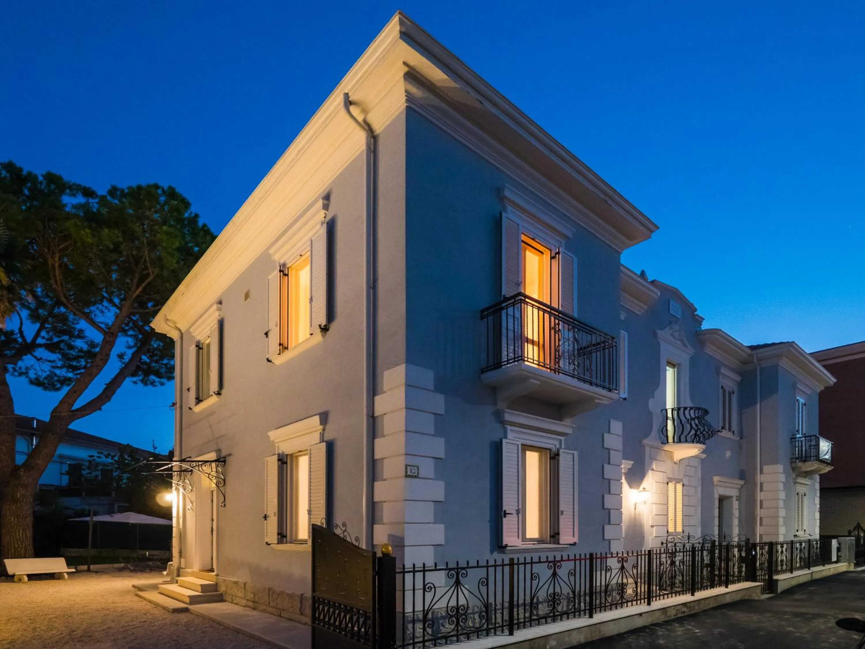 Facade/entrance in B&B VILLA TOZZA