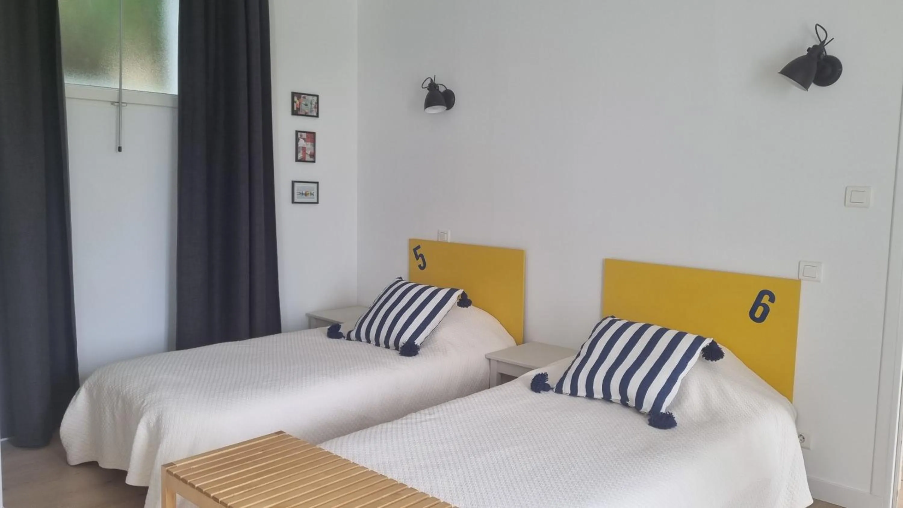 Shower, Bed in Ty Coz Breizh Chambres d'hôtes