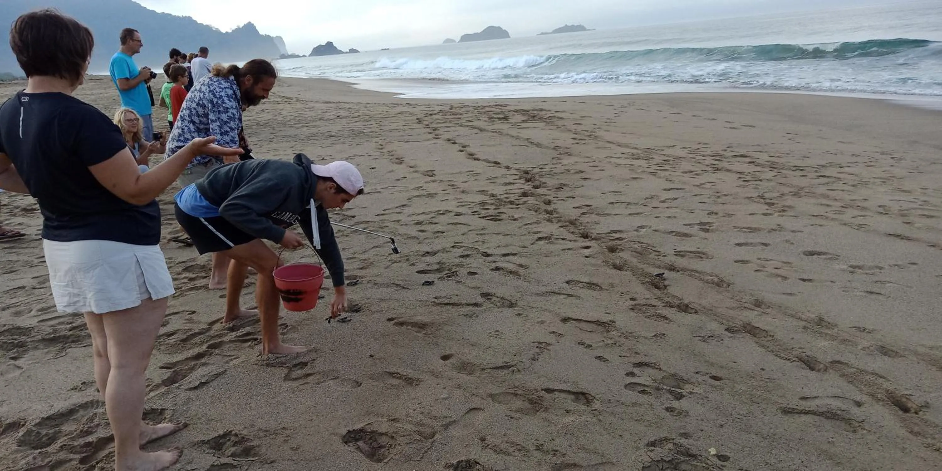 Beach in Cheap Inn Banyuwangi