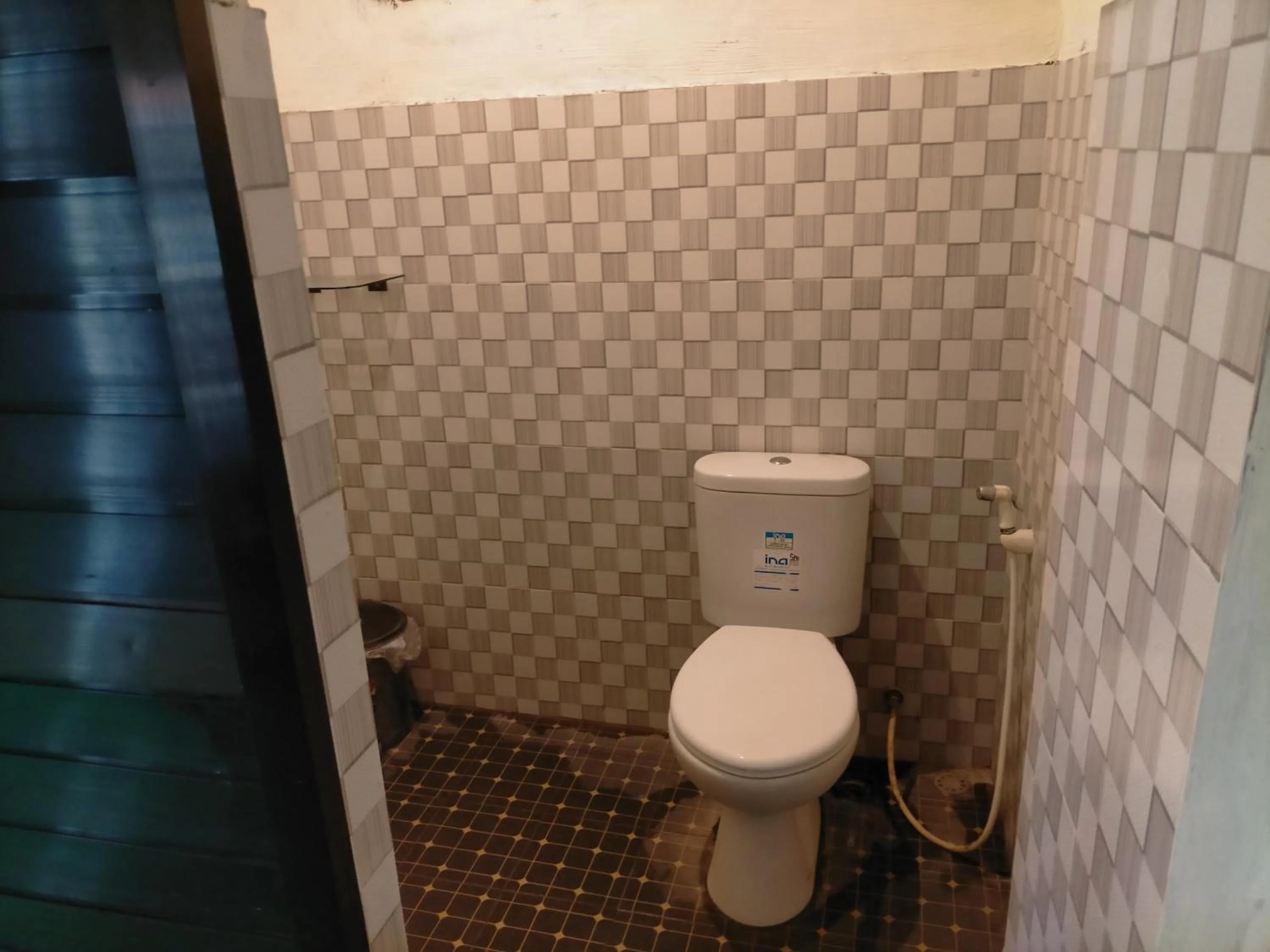 Bathroom in Cheap Inn Banyuwangi