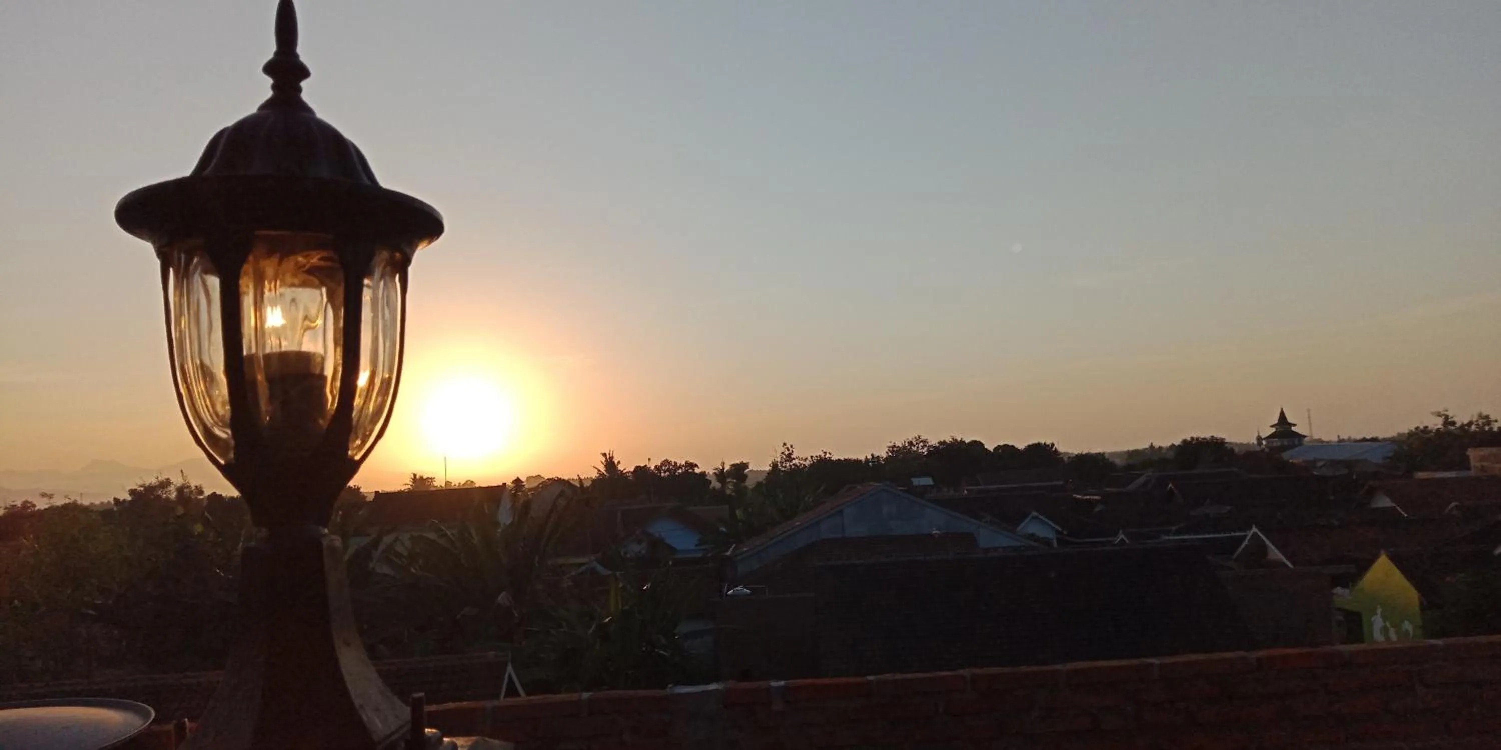 Sunrise in Cheap Inn Banyuwangi