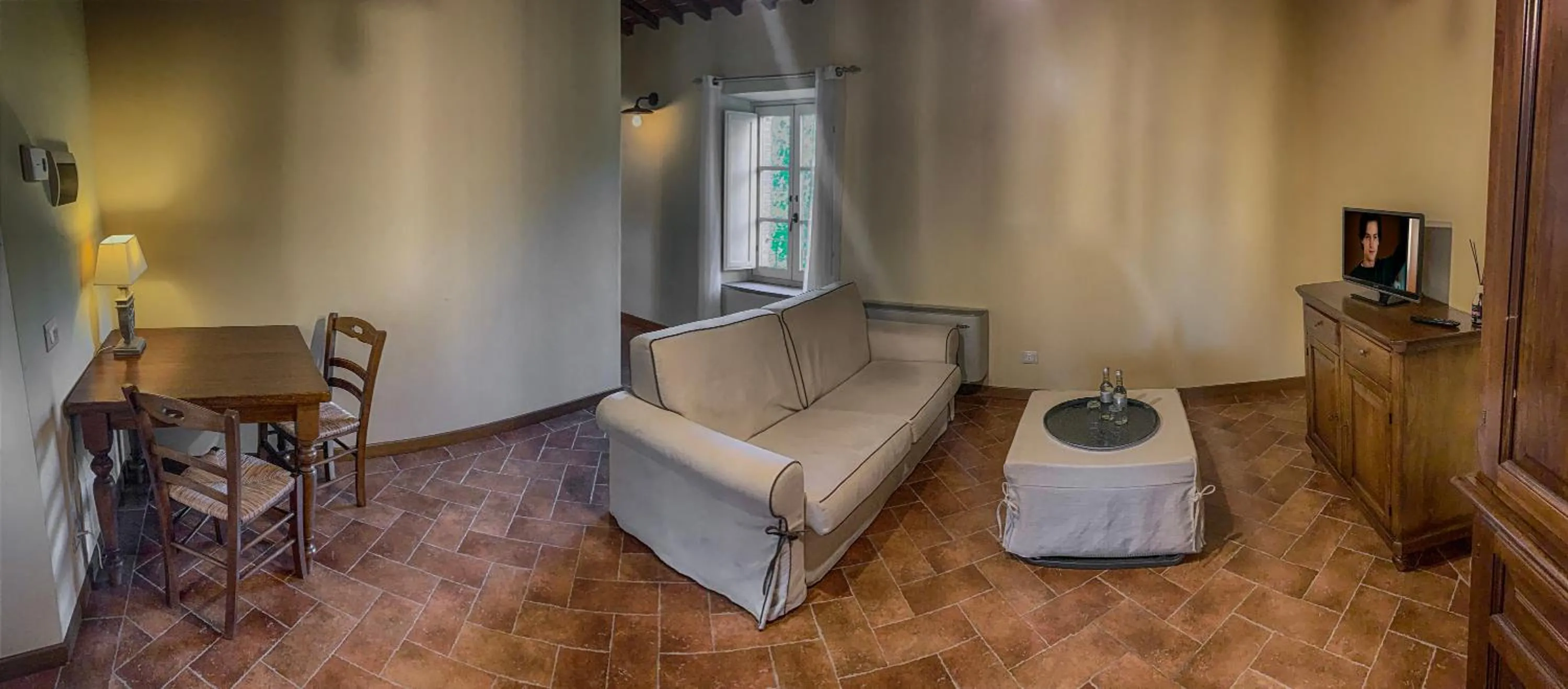 TV and multimedia in Casale Cardini