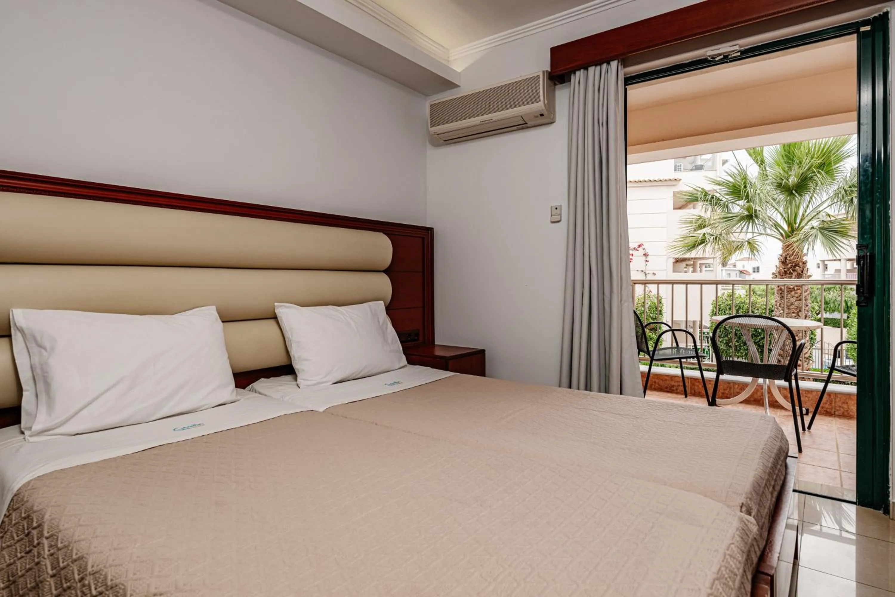 Bed in Caretta Beach Resort & WaterPark