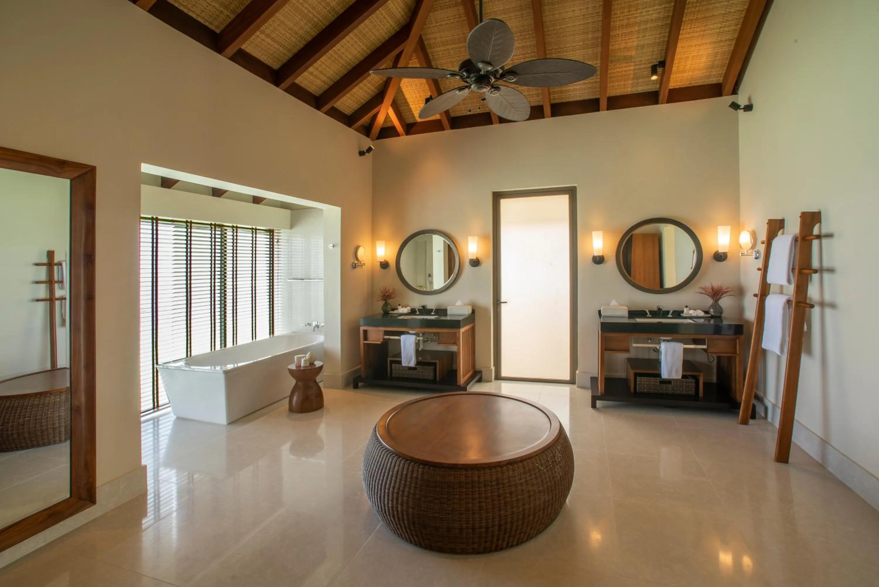 Bathroom in The Residence Maldives at Dhigurah