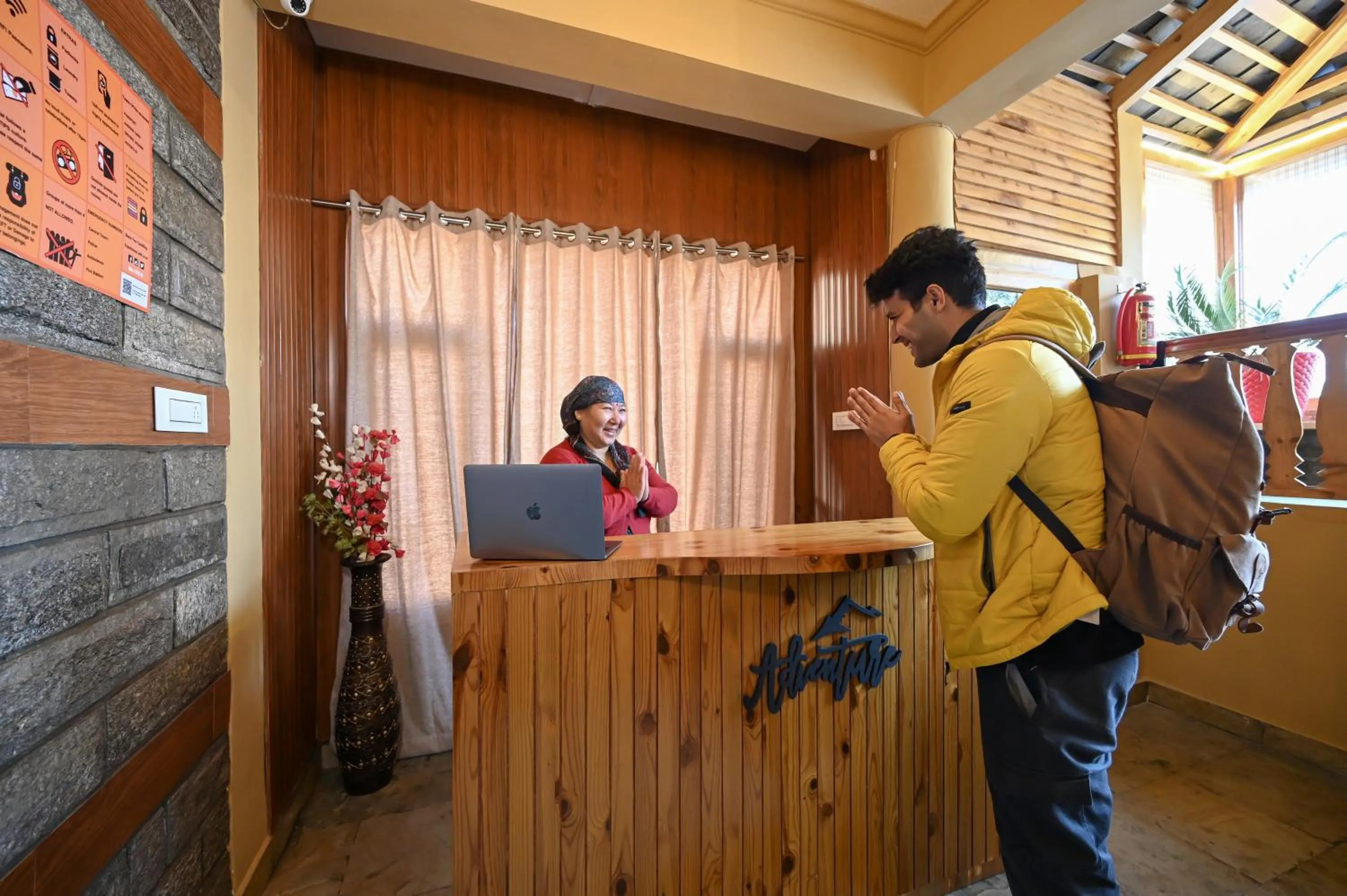 People in Zostel Dobhi, Manali
