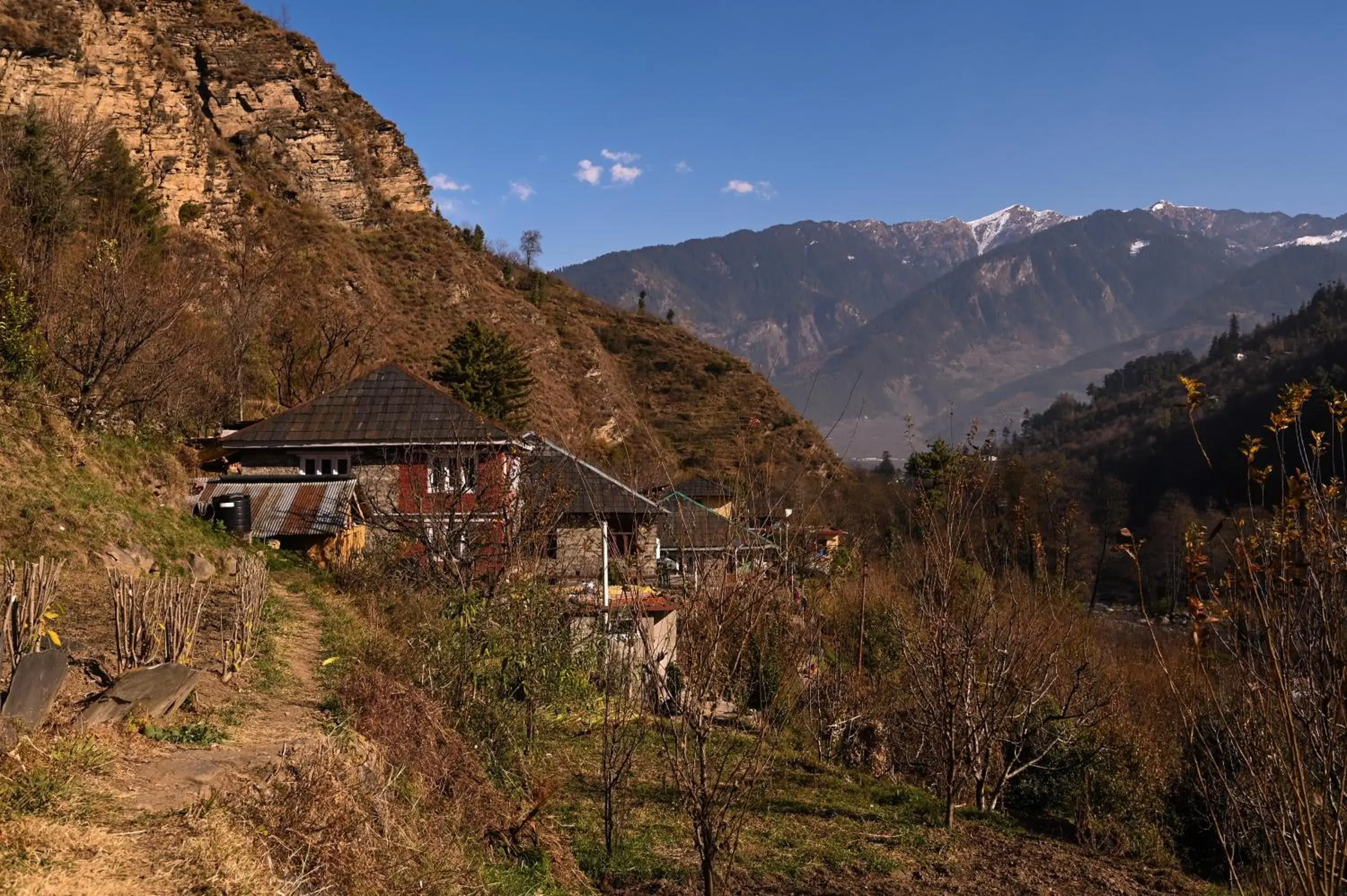 Property building in Zostel Dobhi, Manali Property building in Zostel Dobhi, Manali