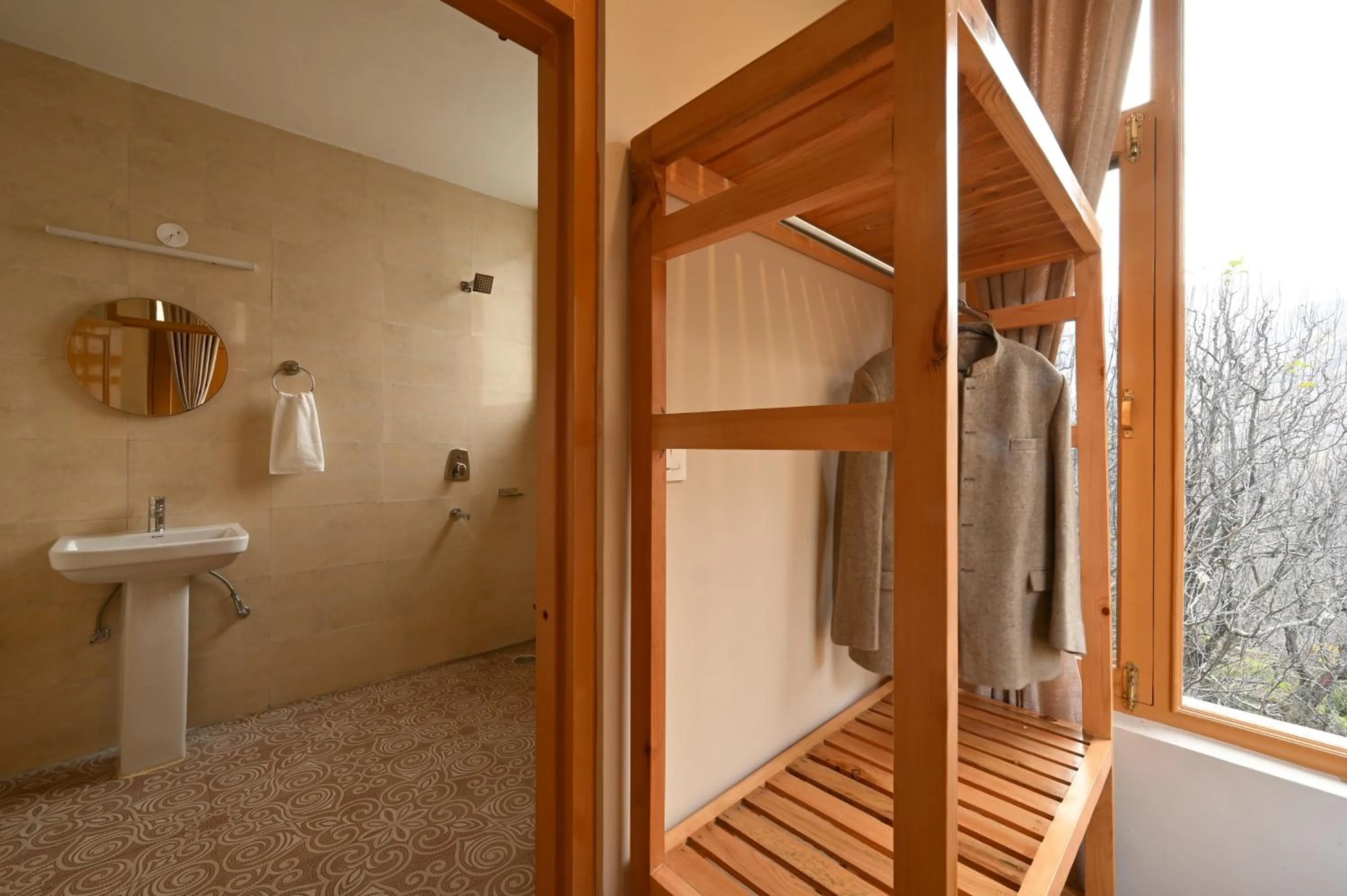 Bathroom in Zostel Dobhi, Manali