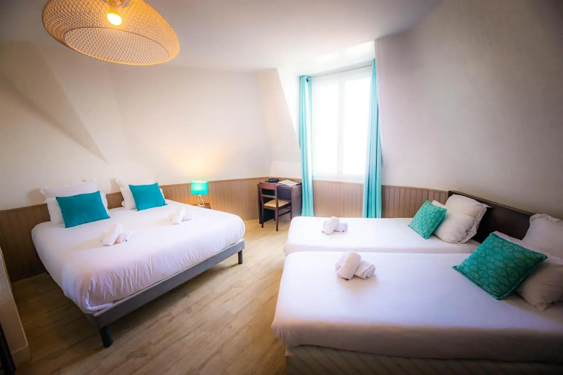 Family Room with Sea View in La Villa Andry Family Room with Sea View in La Villa Andry