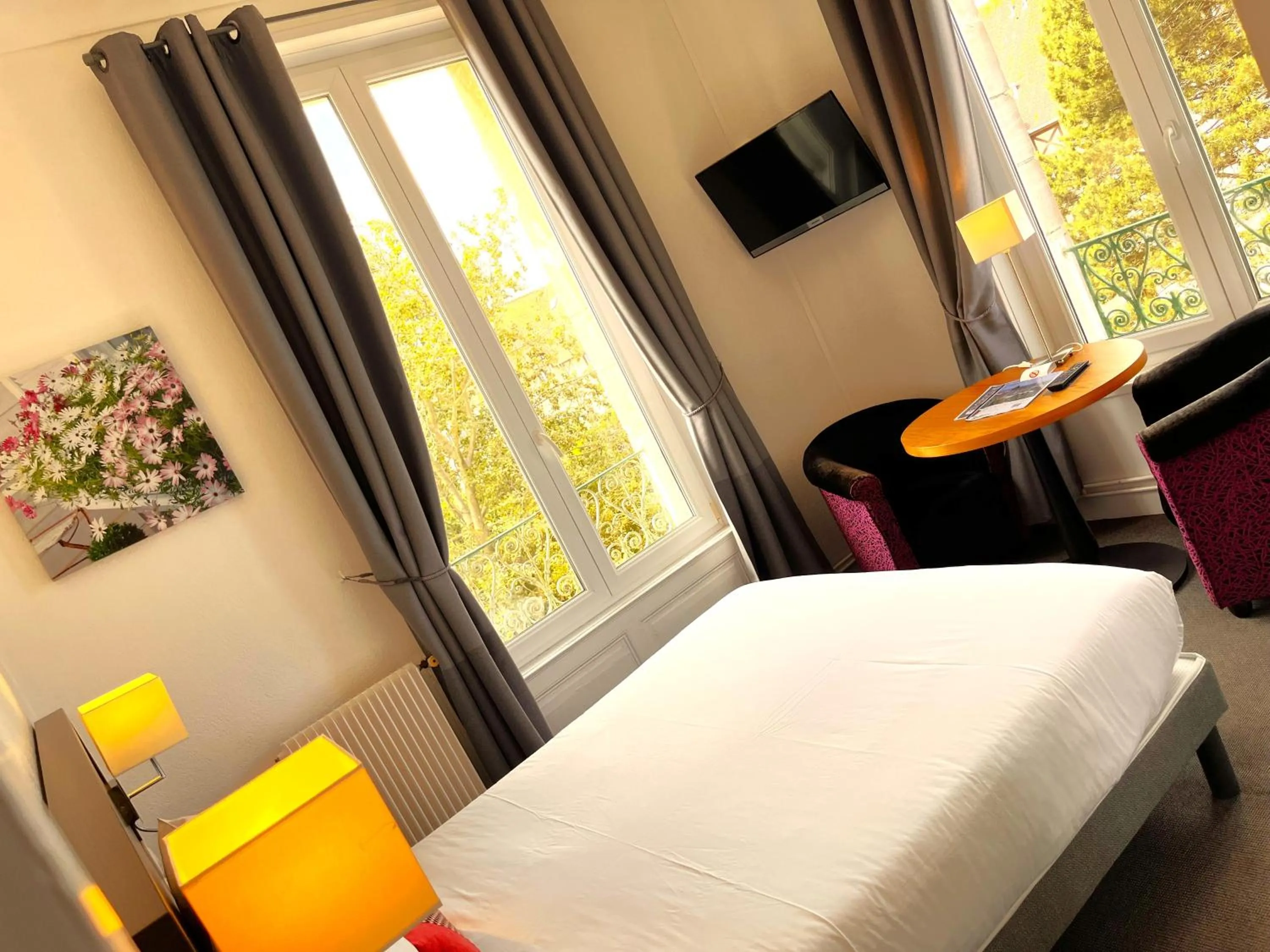 Photo of the whole room, Bed in La Villa Andry