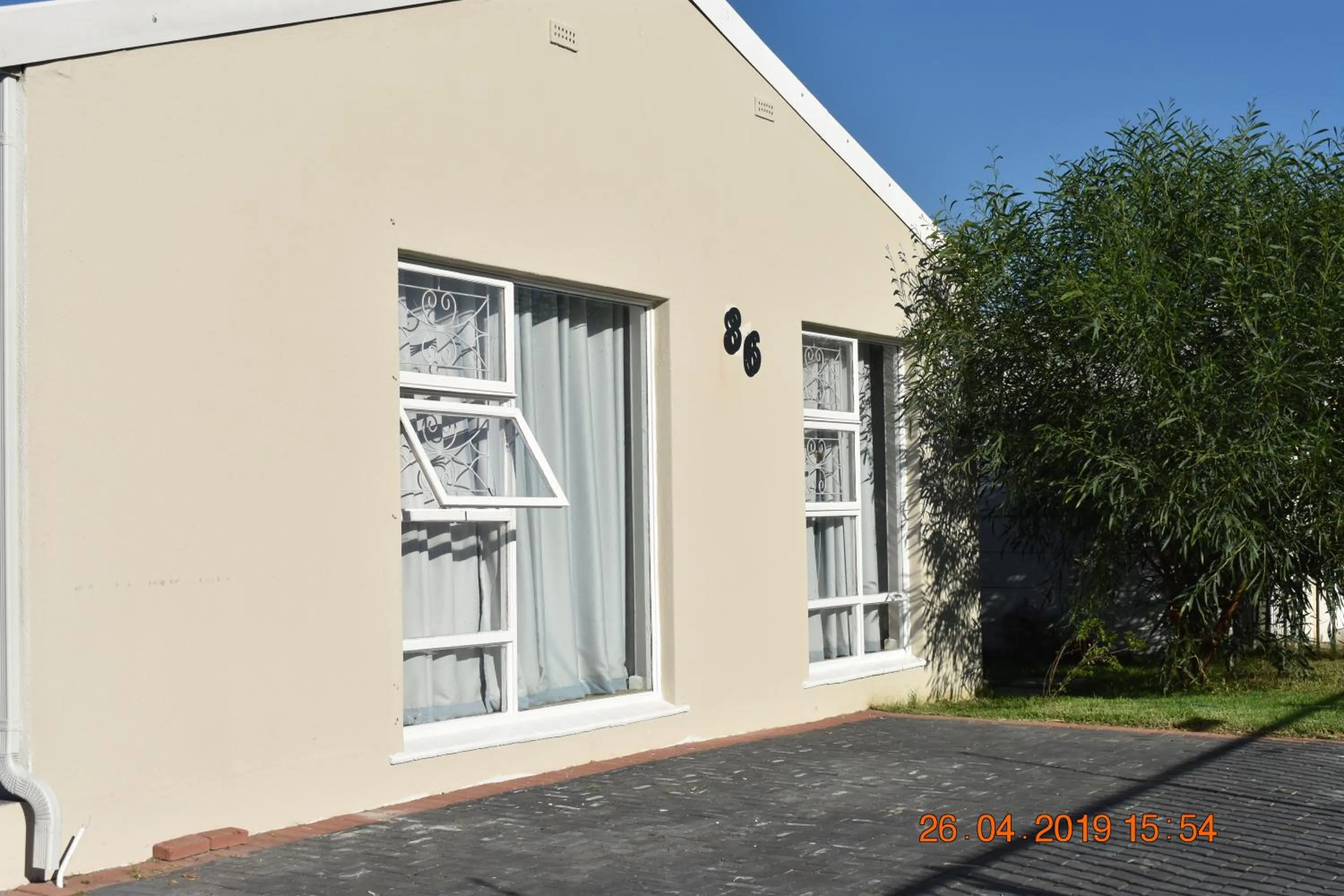 Property building in Pringle Nest