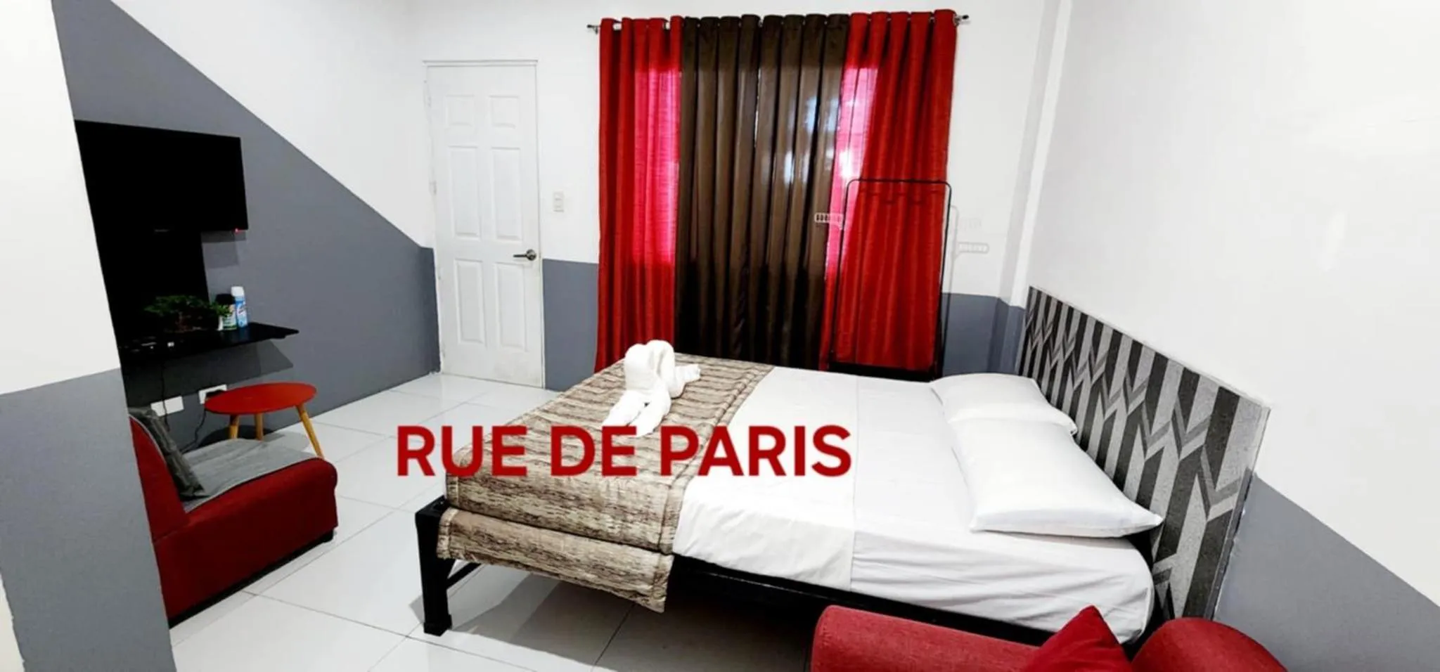 Bed in ROCCA Del GARDA Residences