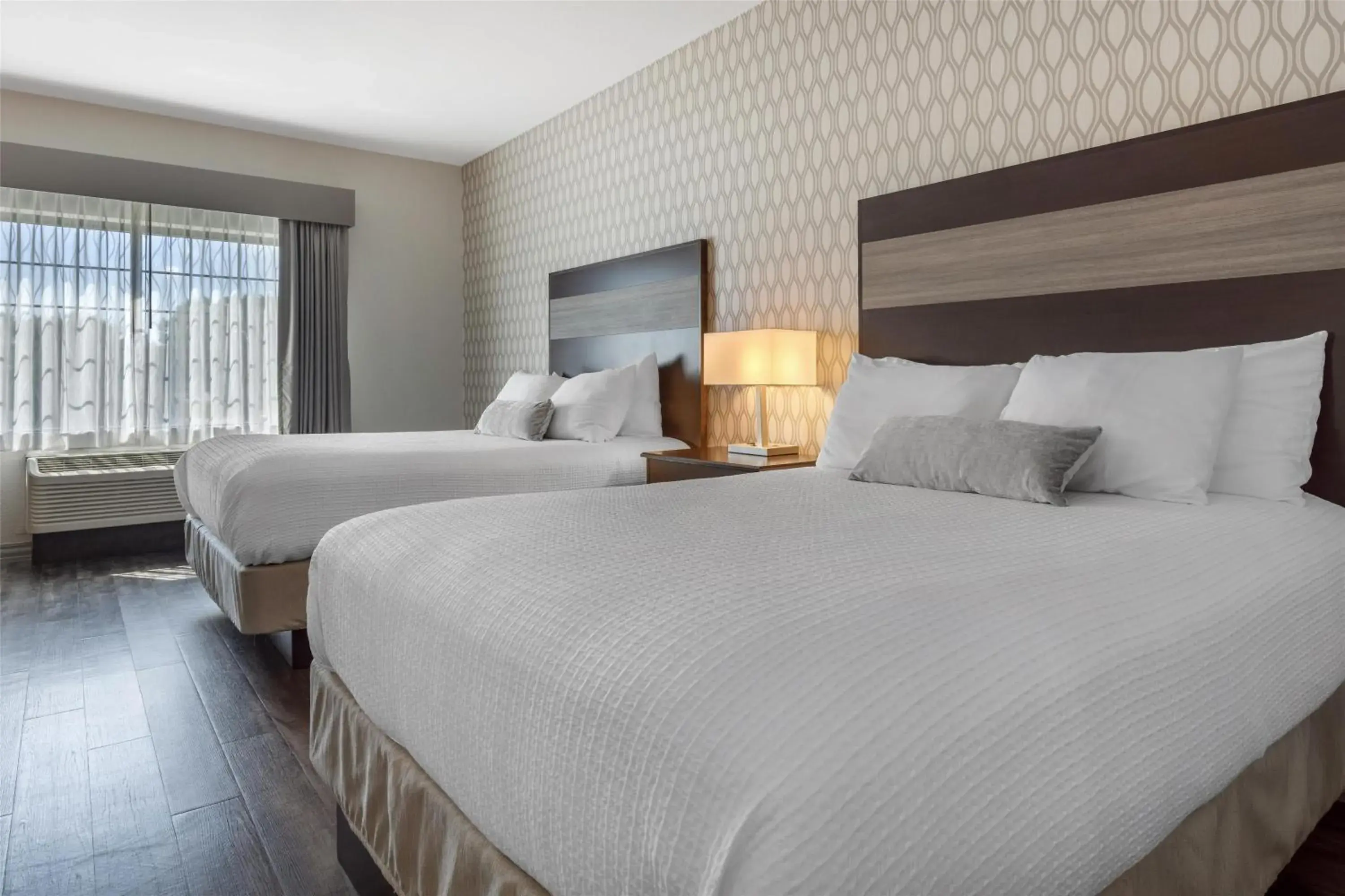 Queen Suite with Kitchenette in Best Western Plus Saint Peter Queen Suite with Kitchenette in Best Western Plus Saint Peter