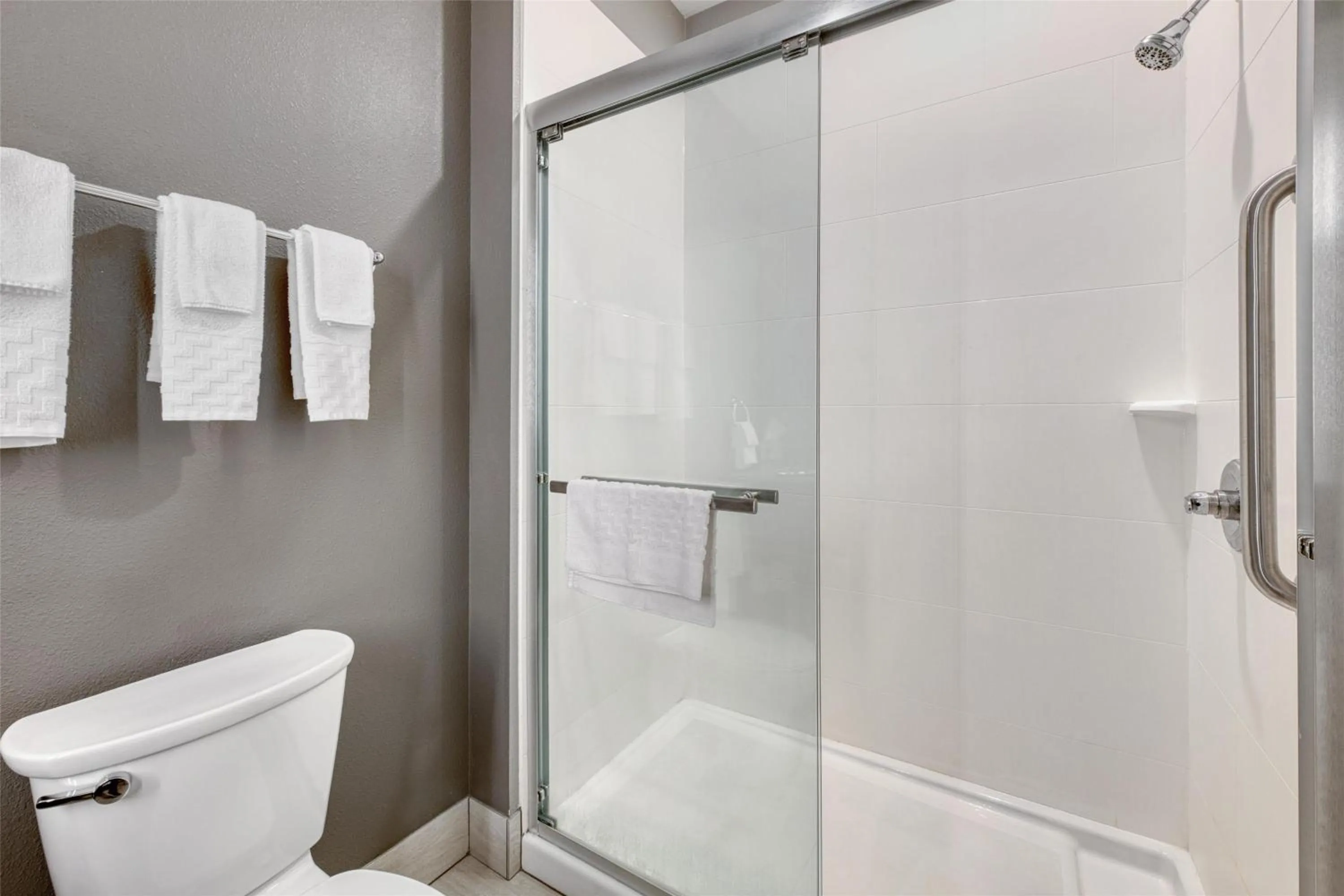 Bathroom in Best Western Plus Saint Peter