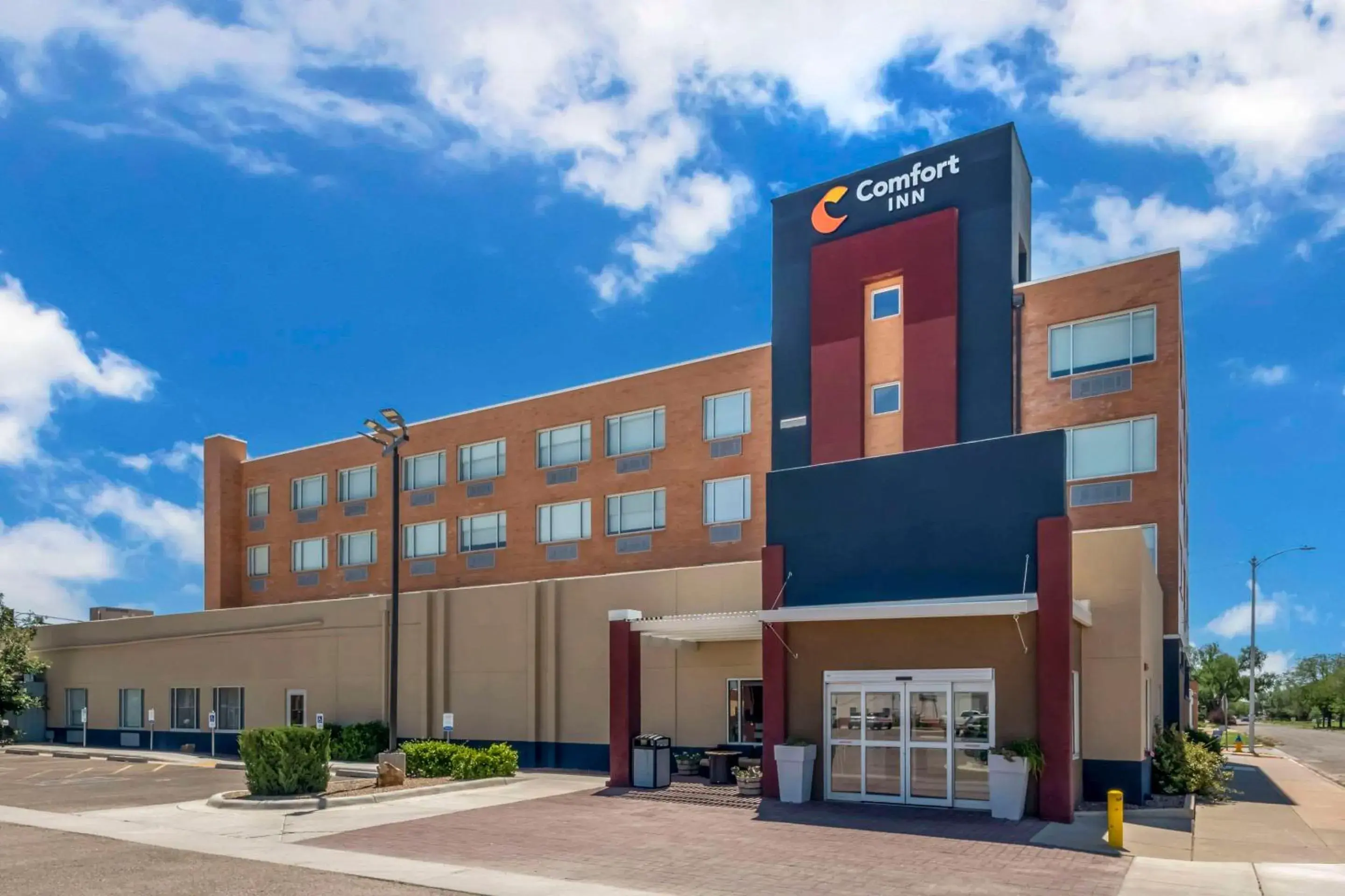Property building in Best Western Plus Portales Inn Property building in Best Western Plus Portales Inn