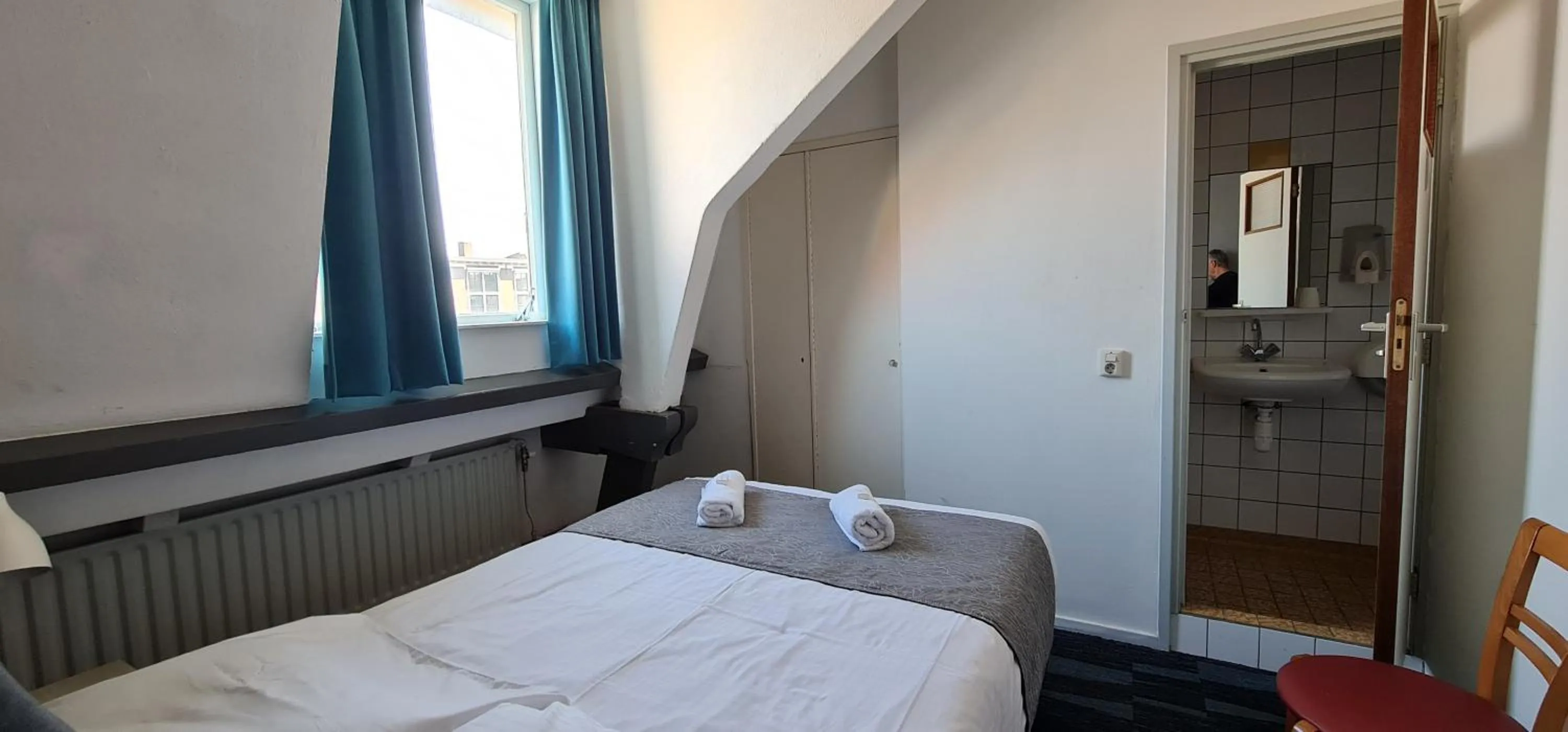 Bed in Euphemia Budget Old City Canal Zone