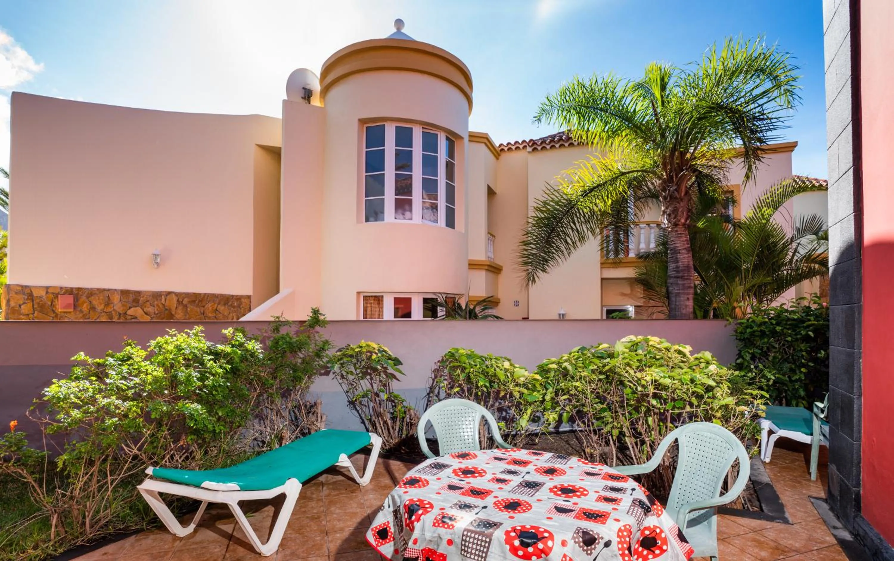 Apartamentos Punta Marina