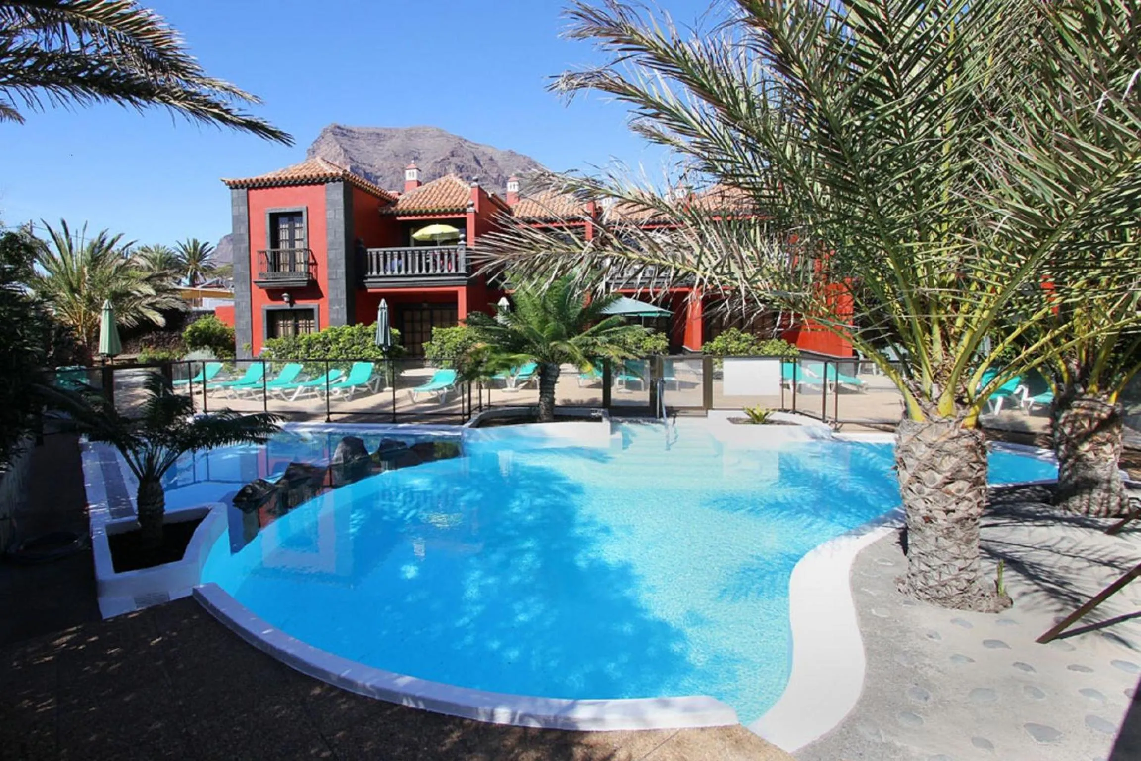 Day in Apartamentos Punta Marina