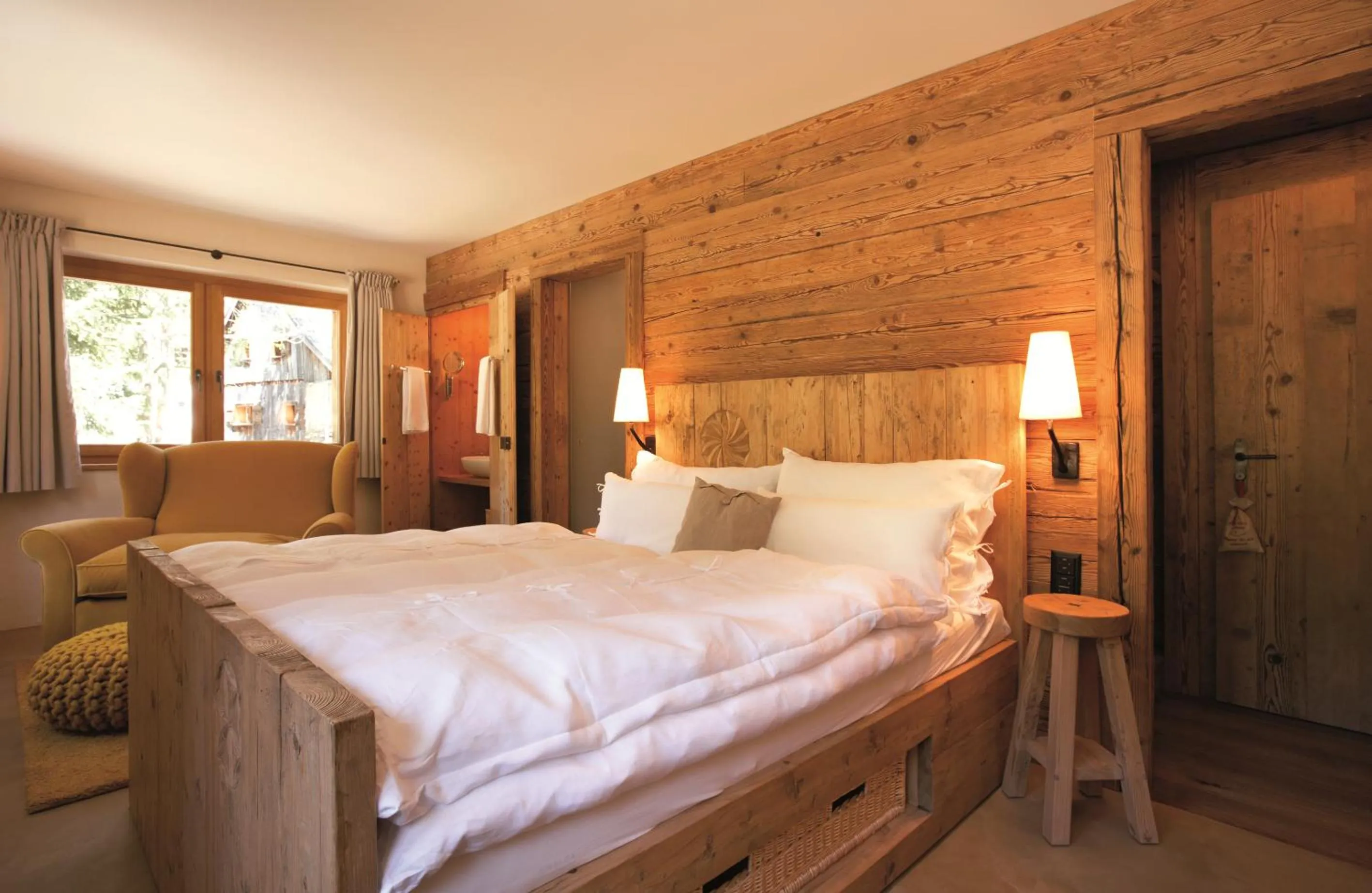 Bedroom, Bed in Maiensässhotel Guarda Val