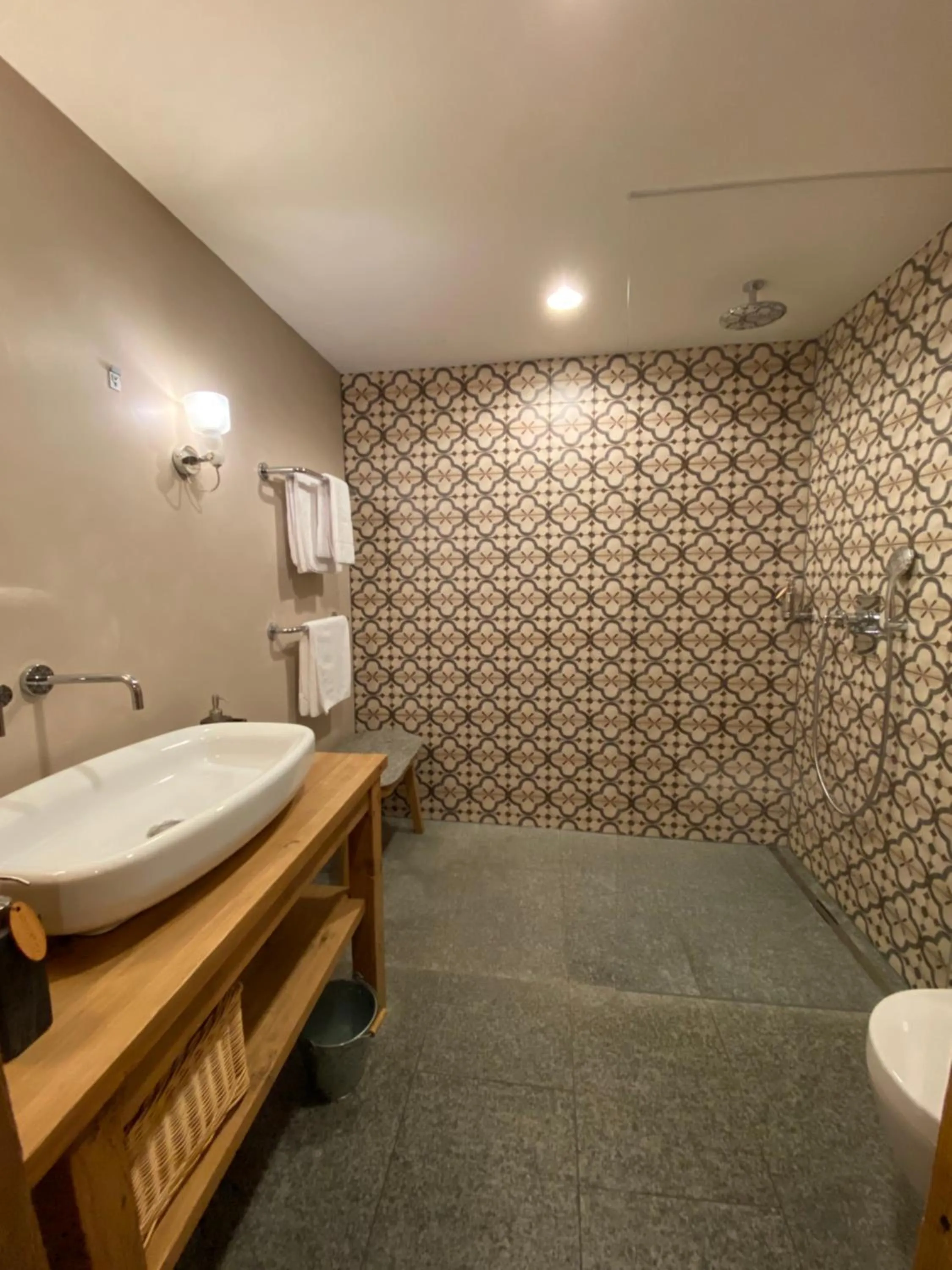 Bathroom in Maiensässhotel Guarda Val