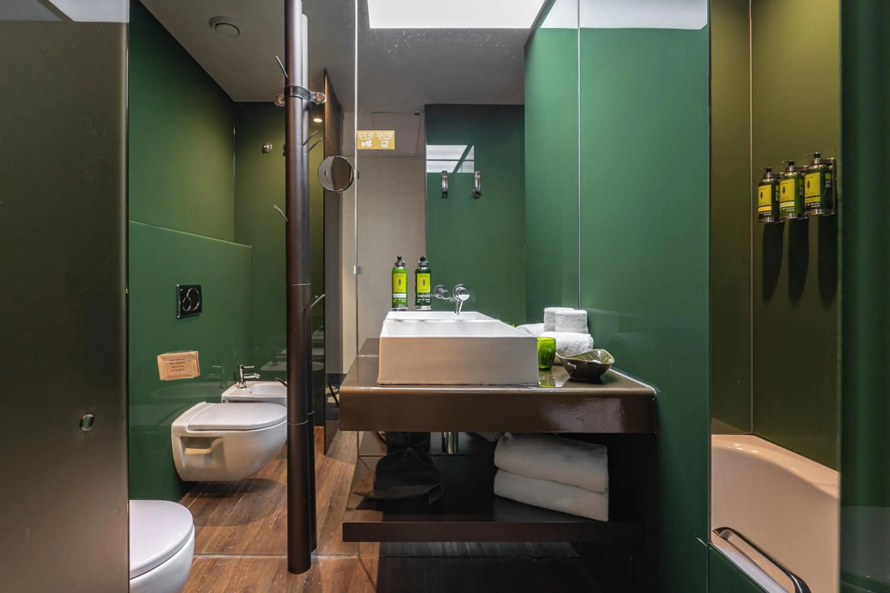 Toilet in Figueira by The Beautique Hotels & Spa