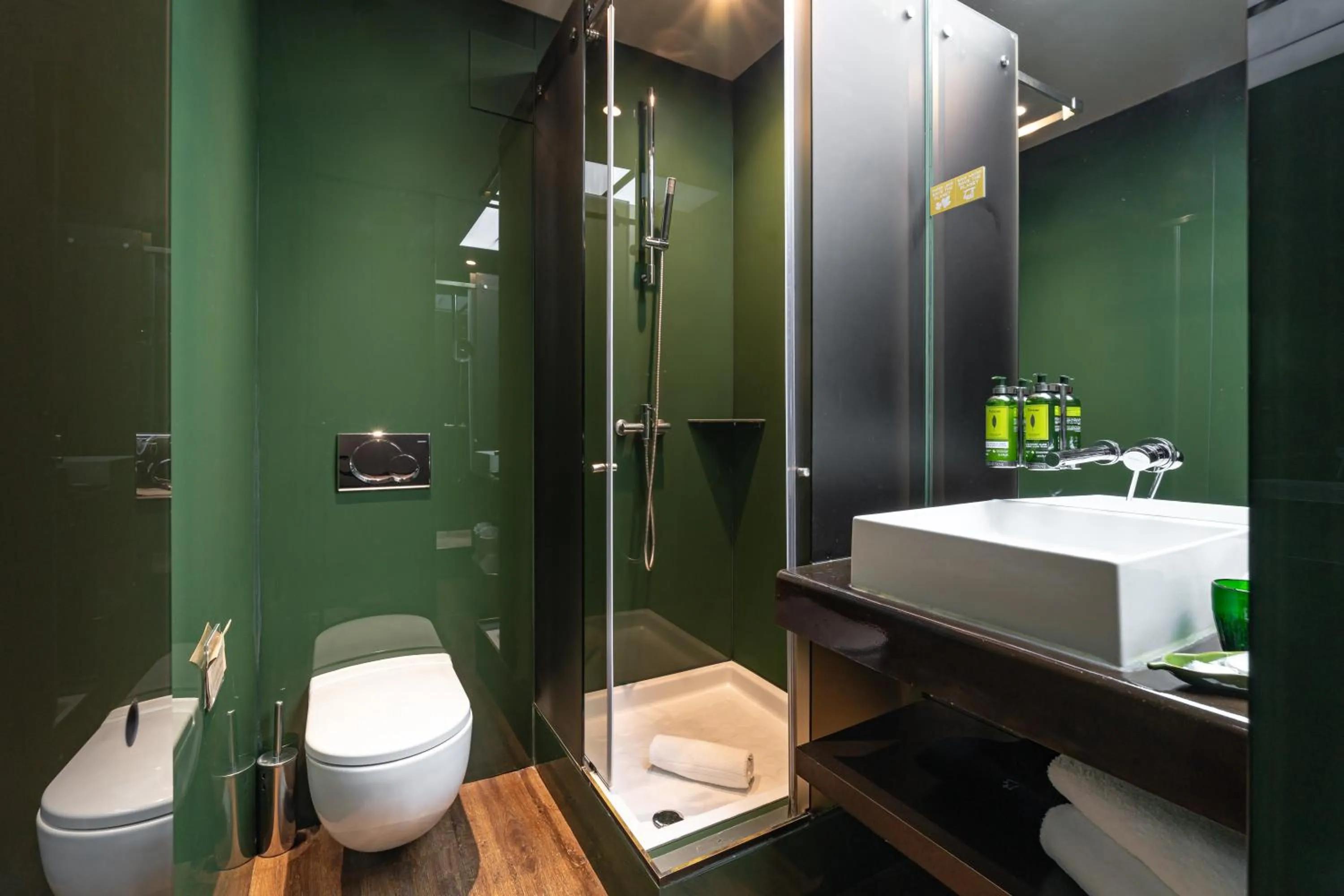 Shower in Figueira by The Beautique Hotels & Spa