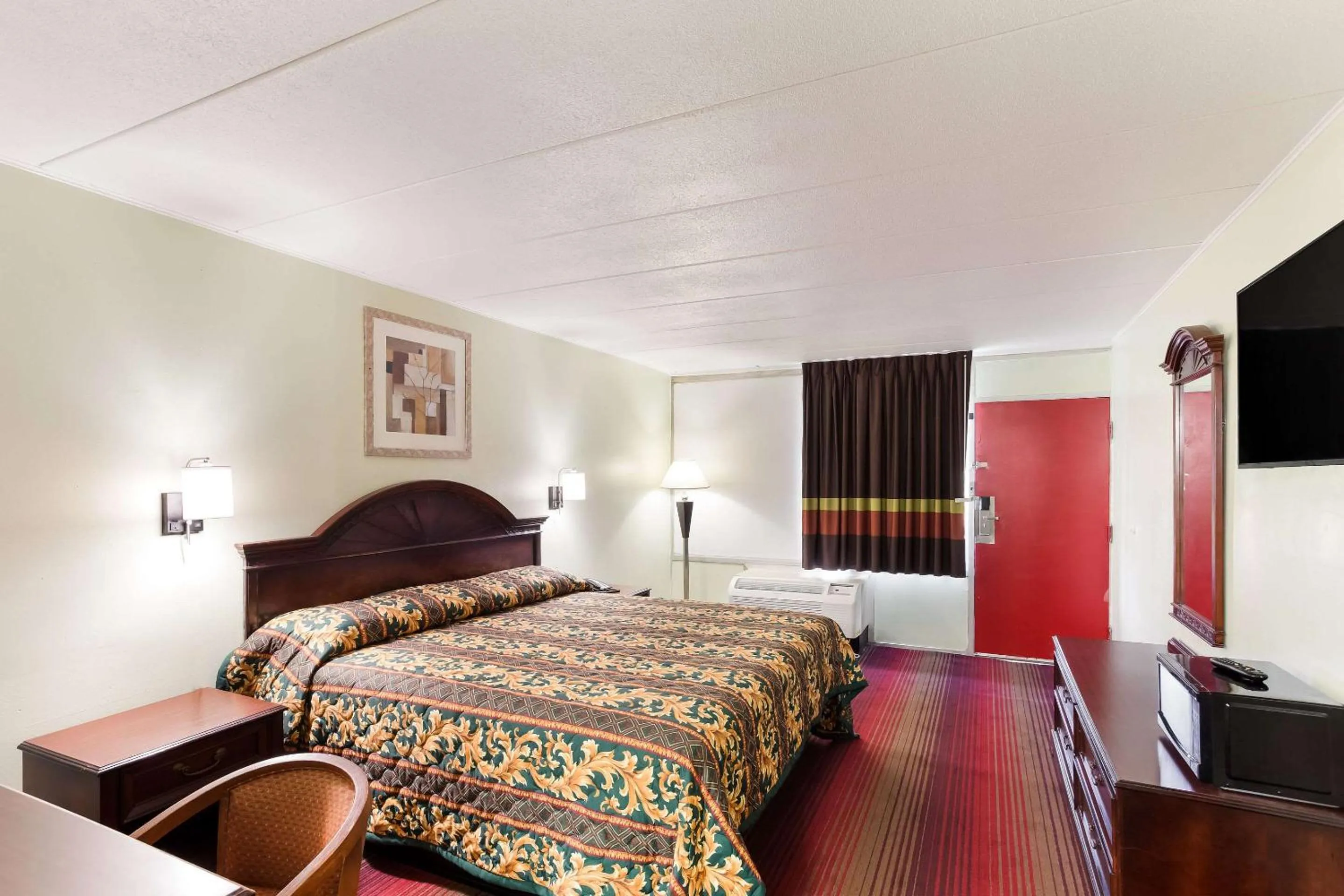 Bedroom, Bed in Rodeway Inn