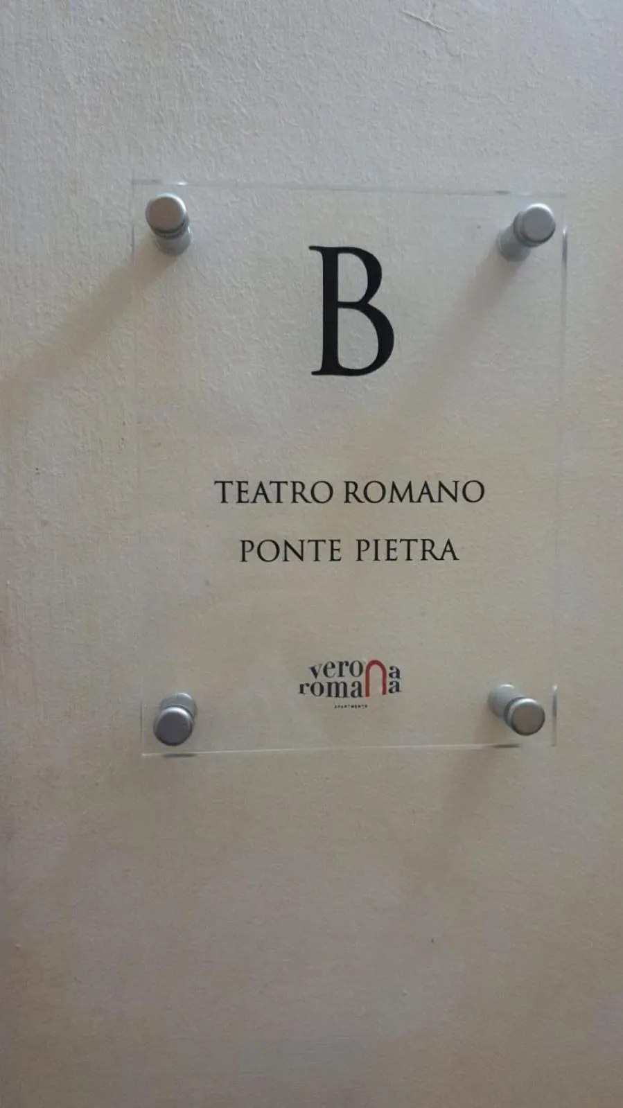 Verona Romana Apartments