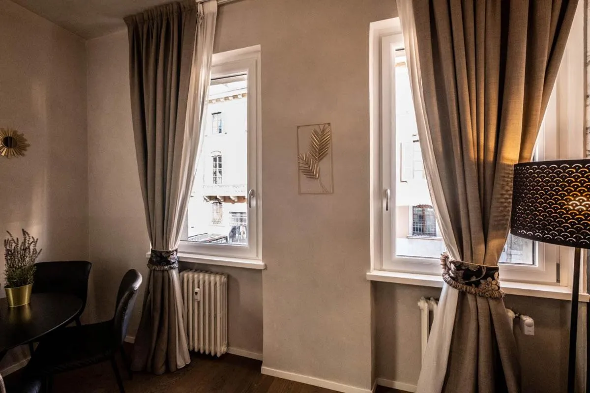 Verona Romana Apartments