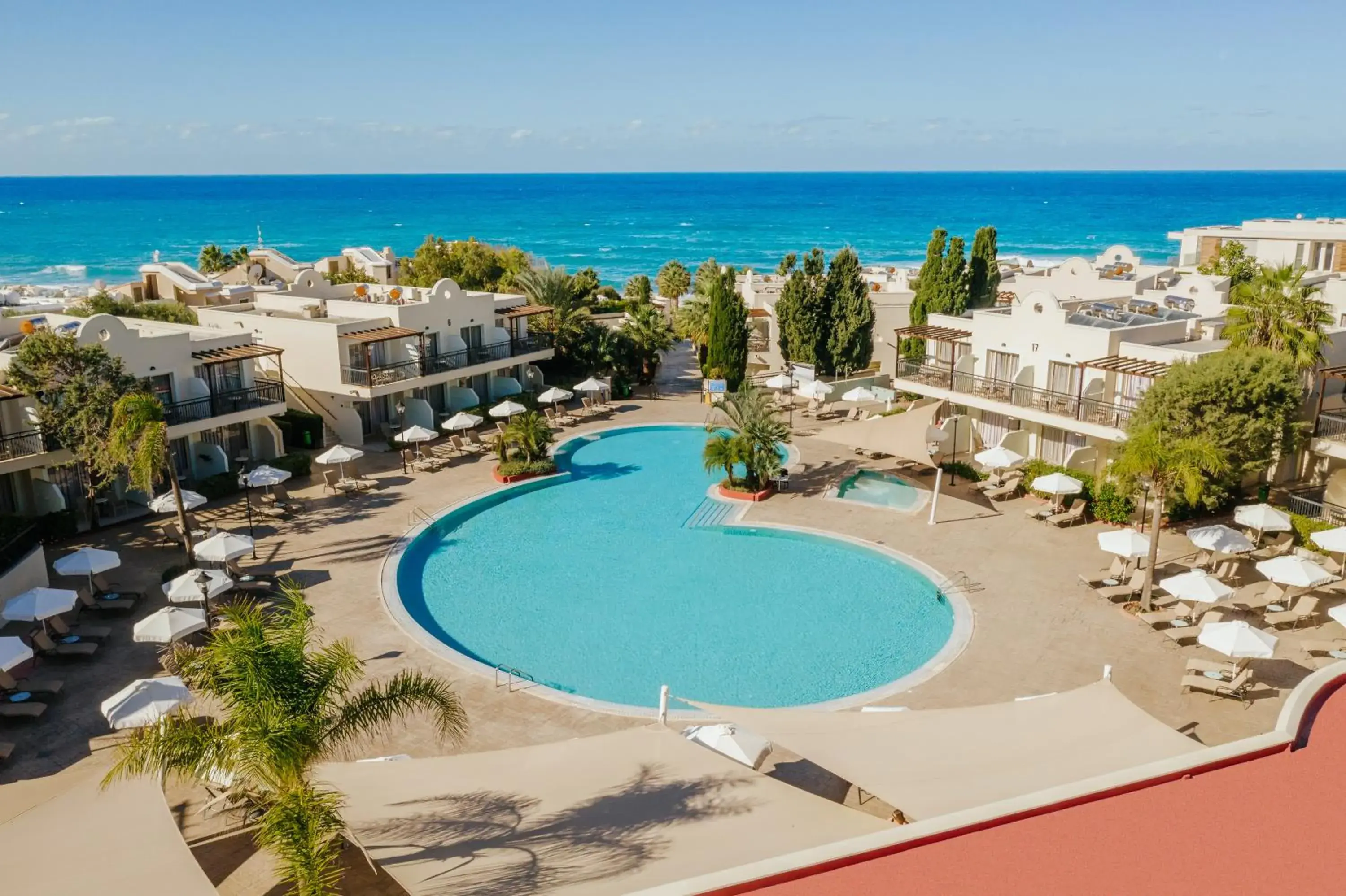 Swimming pool in Louis Paphos Breeze Swimming pool in Louis Paphos Breeze