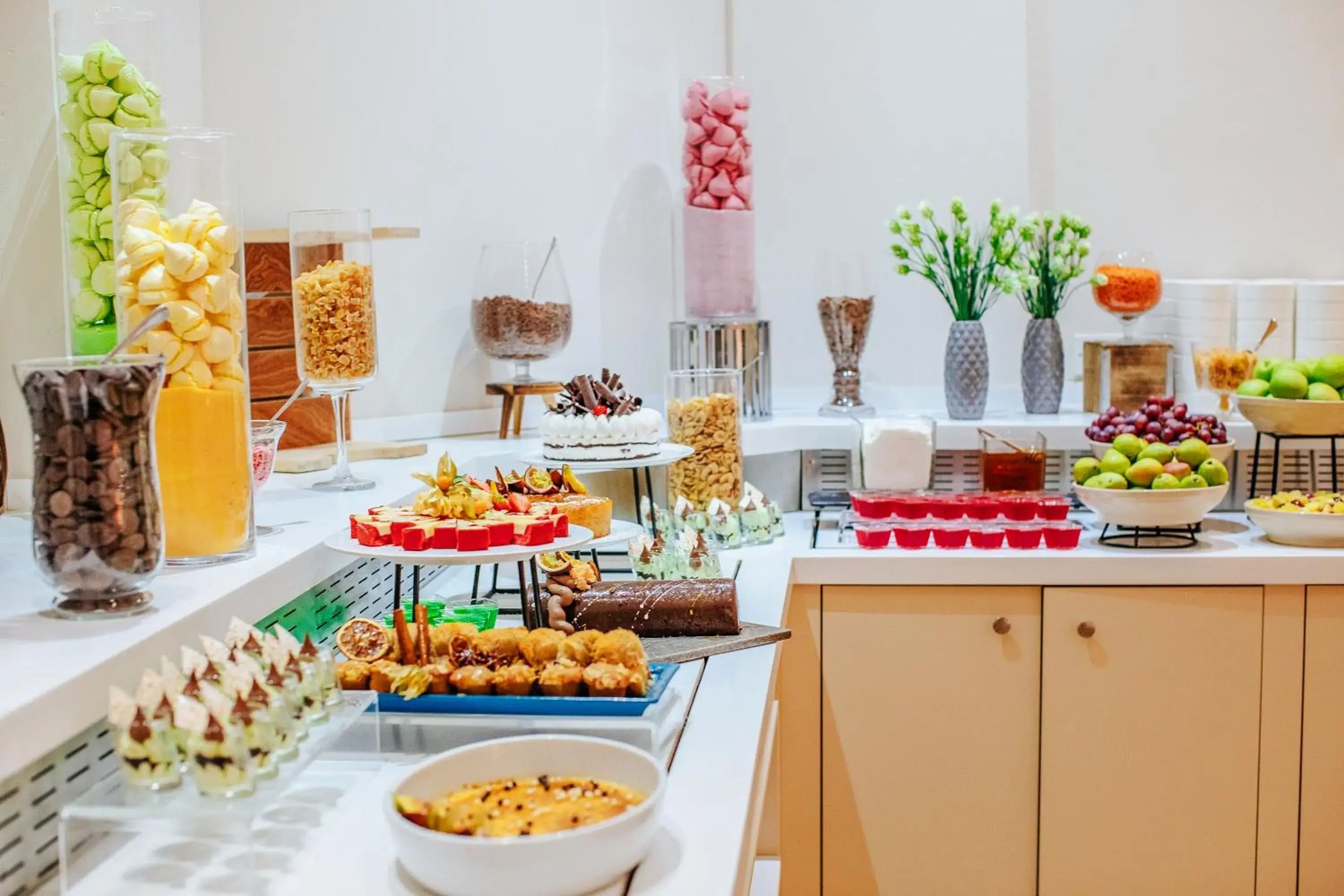 Restaurant/places to eat in Louis Paphos Breeze Restaurant/places to eat in Louis Paphos Breeze