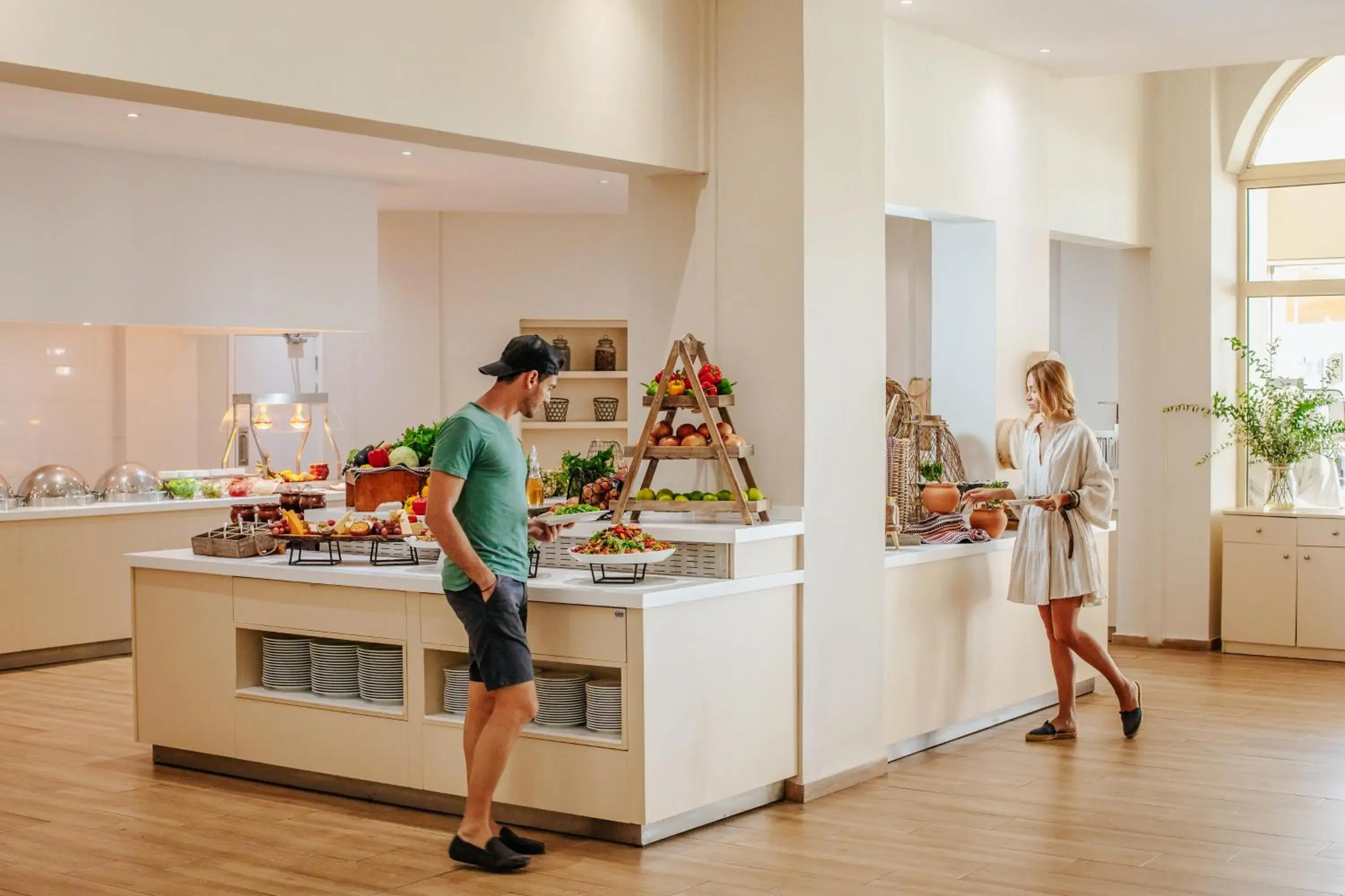 Restaurant/places to eat in Louis Paphos Breeze Restaurant/places to eat in Louis Paphos Breeze