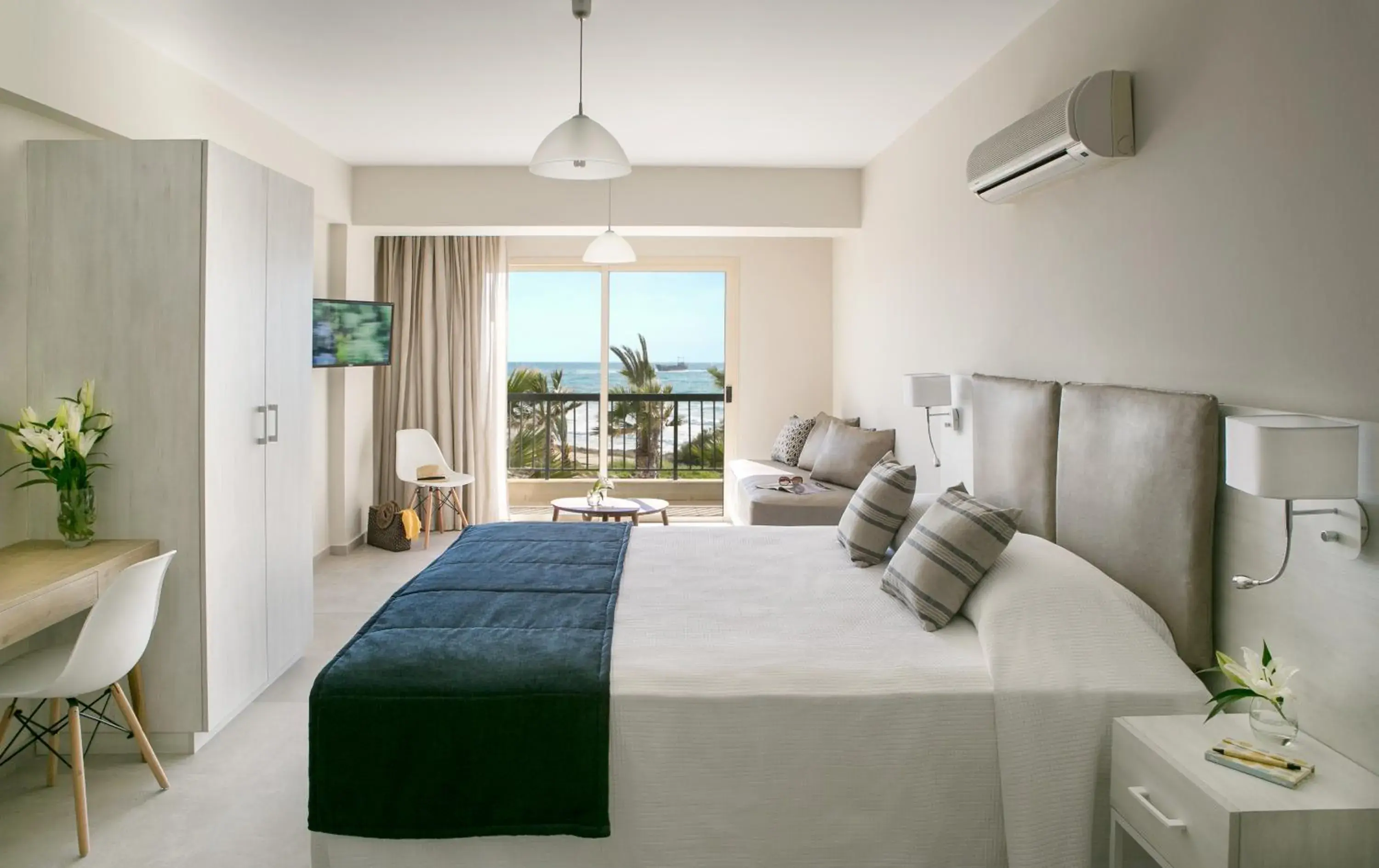 Bedroom, Bed in Louis Paphos Breeze Bedroom, Bed in Louis Paphos Breeze