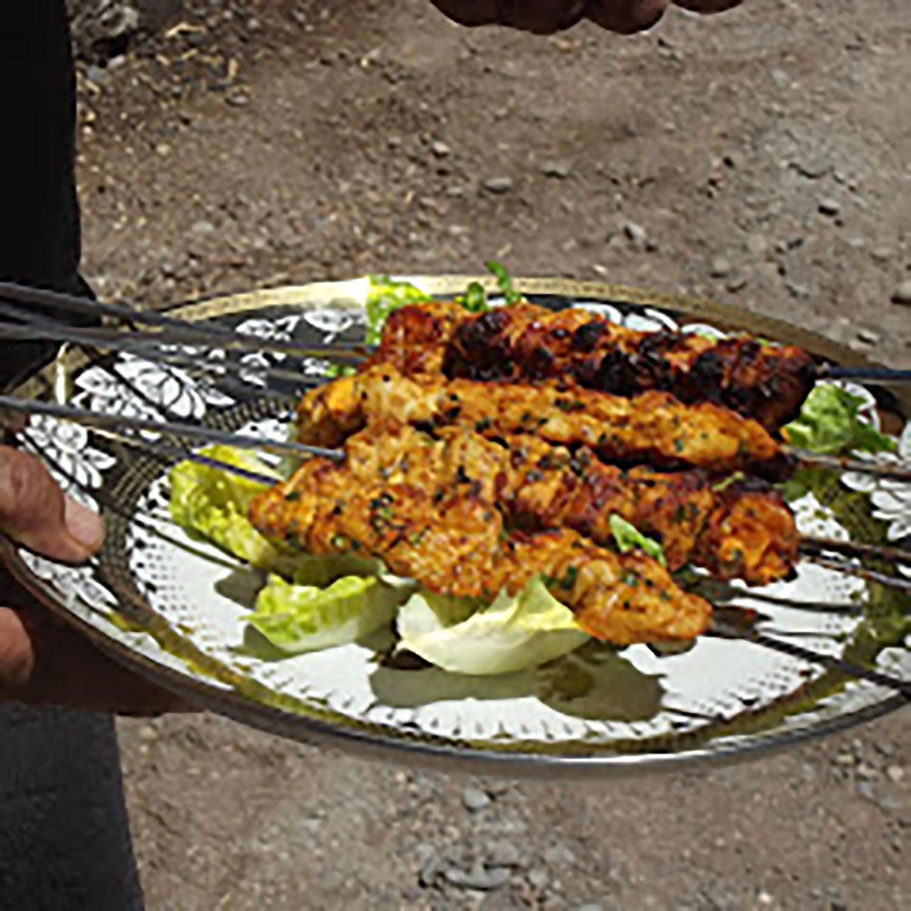 Restaurant/places to eat in LE JARDIN DES GRENADIERS